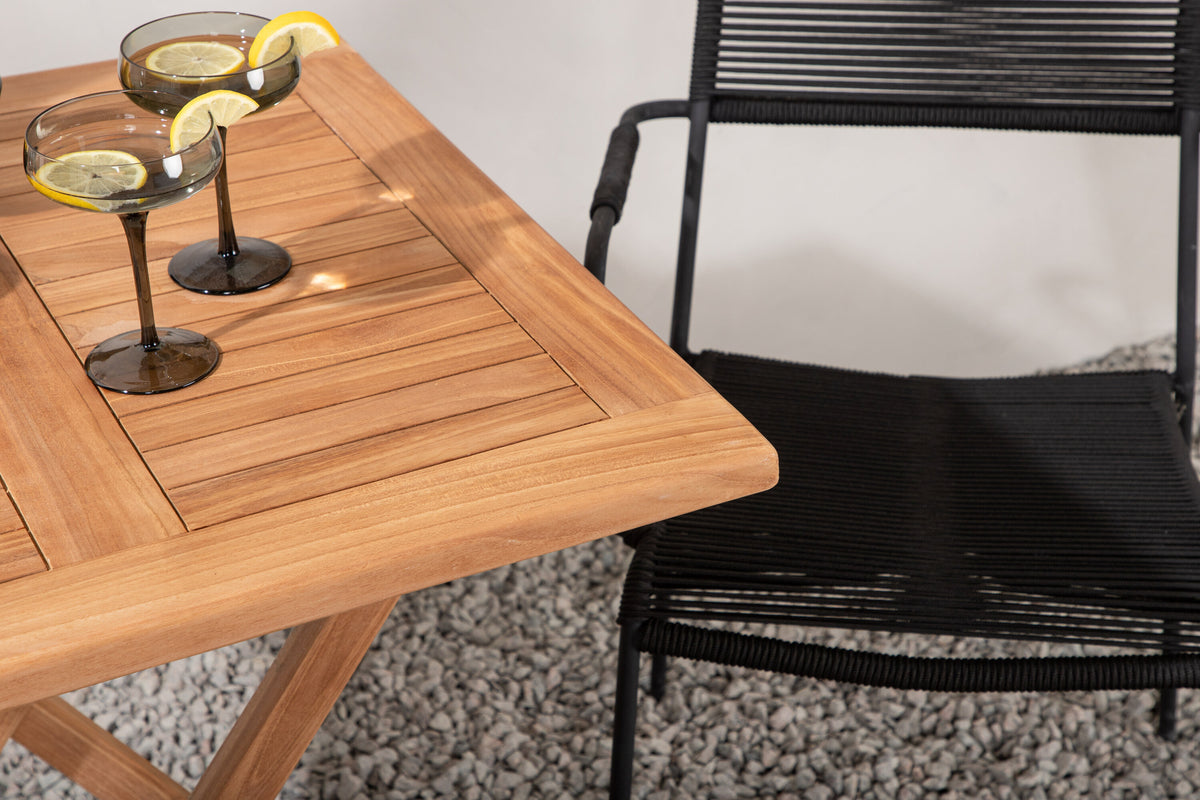 Kenya Matbord med Lindos Stolarna – Bord: 75x70x70 Stol: 66x85x55