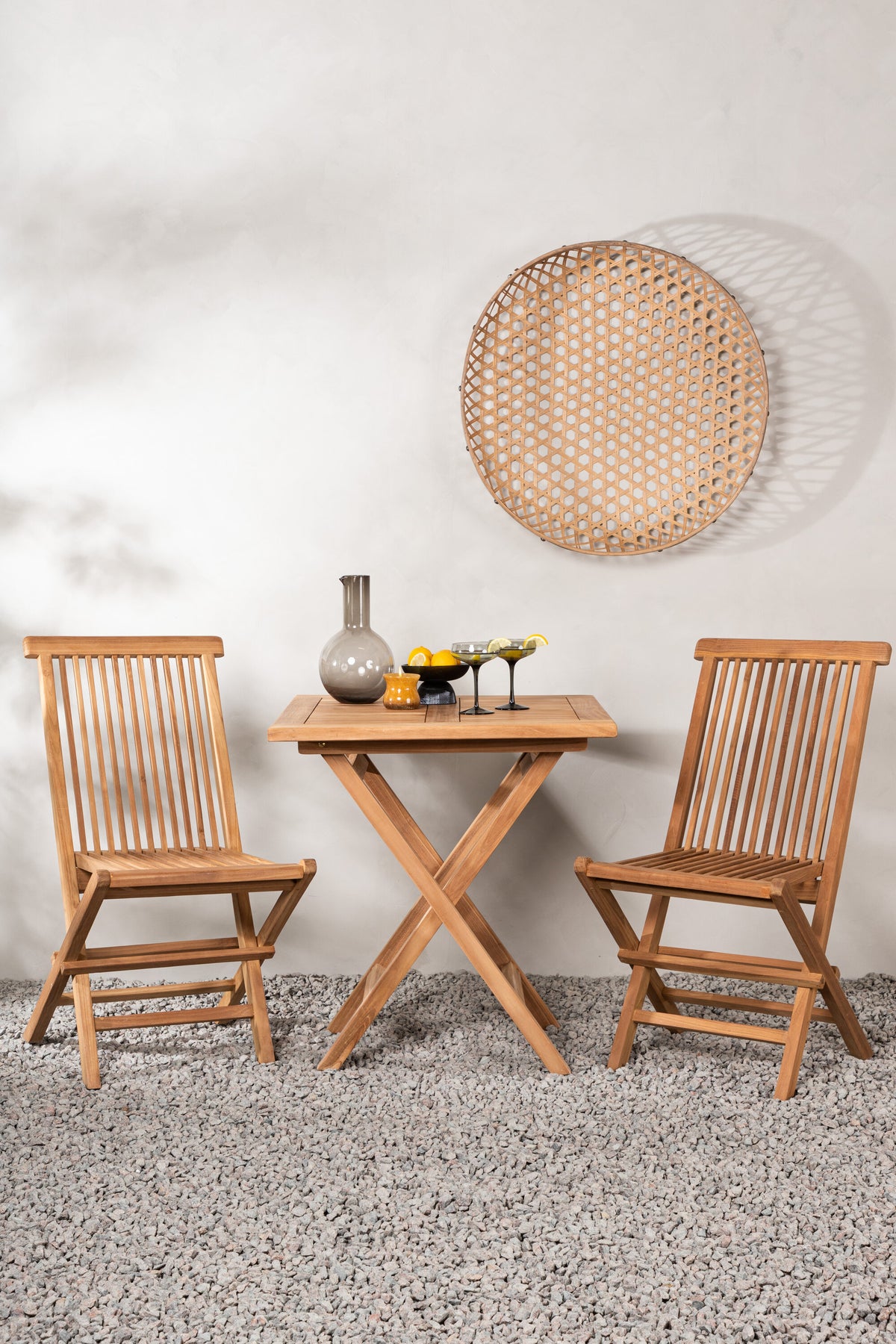 Kenya Matbord med Kenya Stolarna – Bord: 75x70x70 Stol: 62x89x47