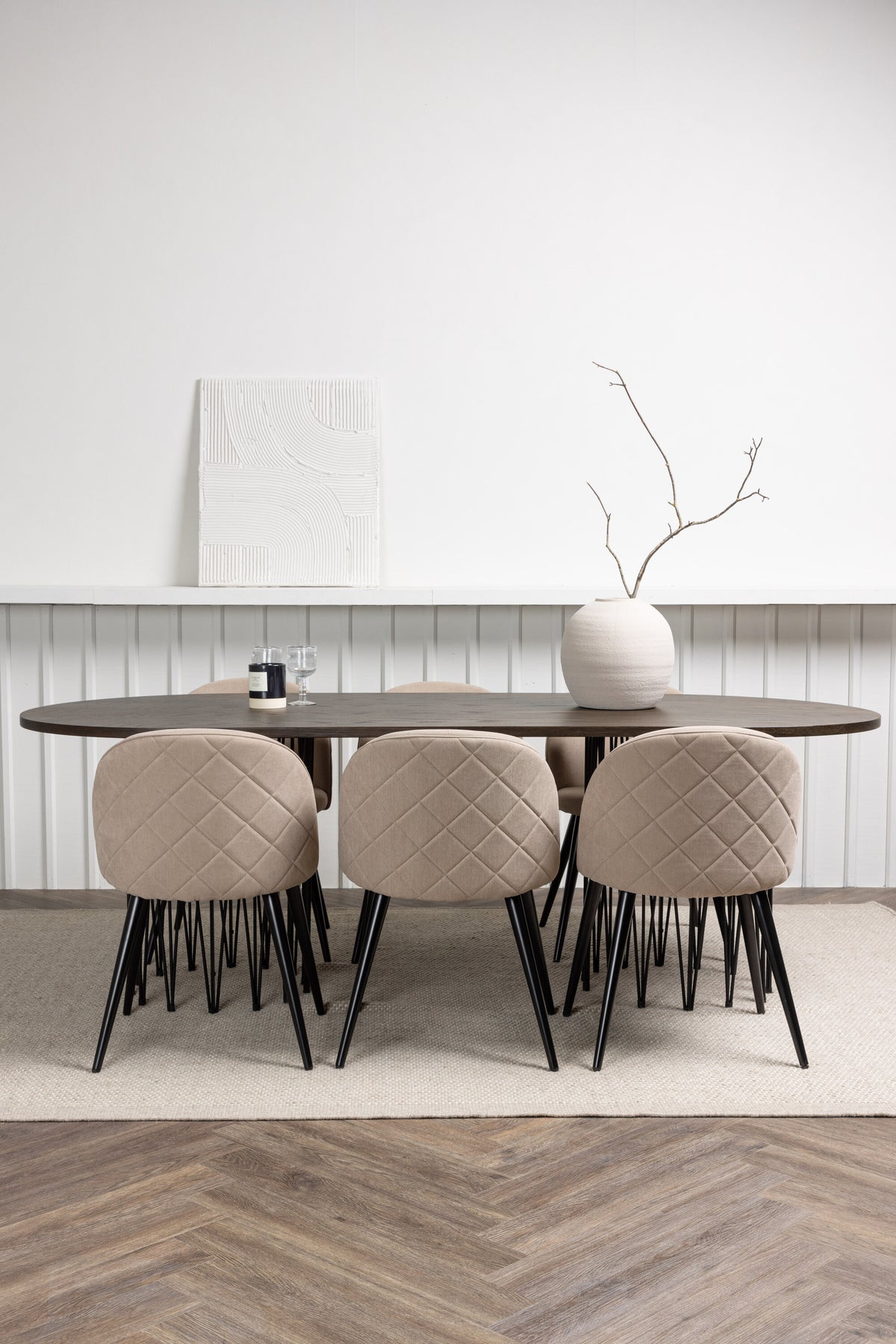 Stone Matbord med Velvet Stolarna – Bord: 74x220x100 Stol: 57x76,5x50