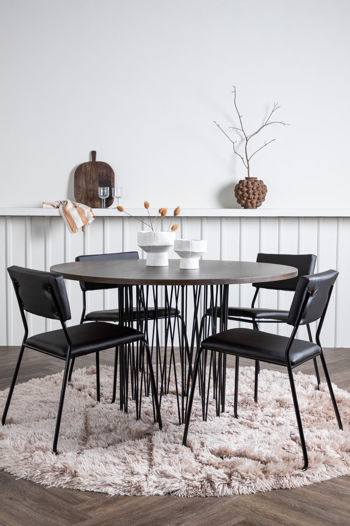 Stone Matbord med Kenth Stolarna Matgrupp