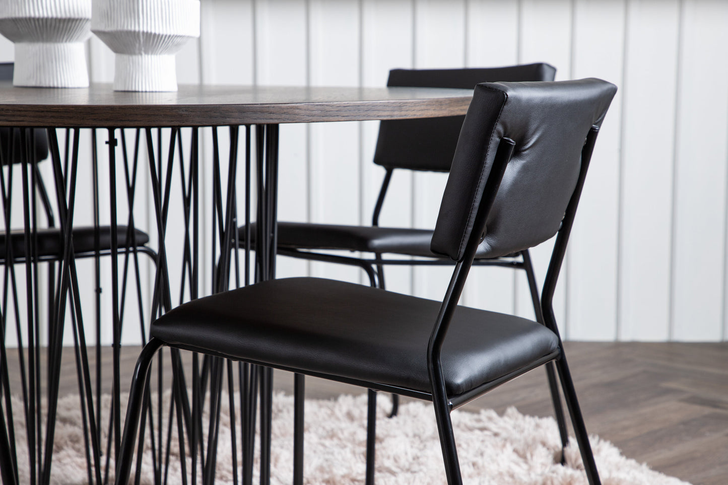 Stone Matbord med Kenth Stolarna Matgrupp