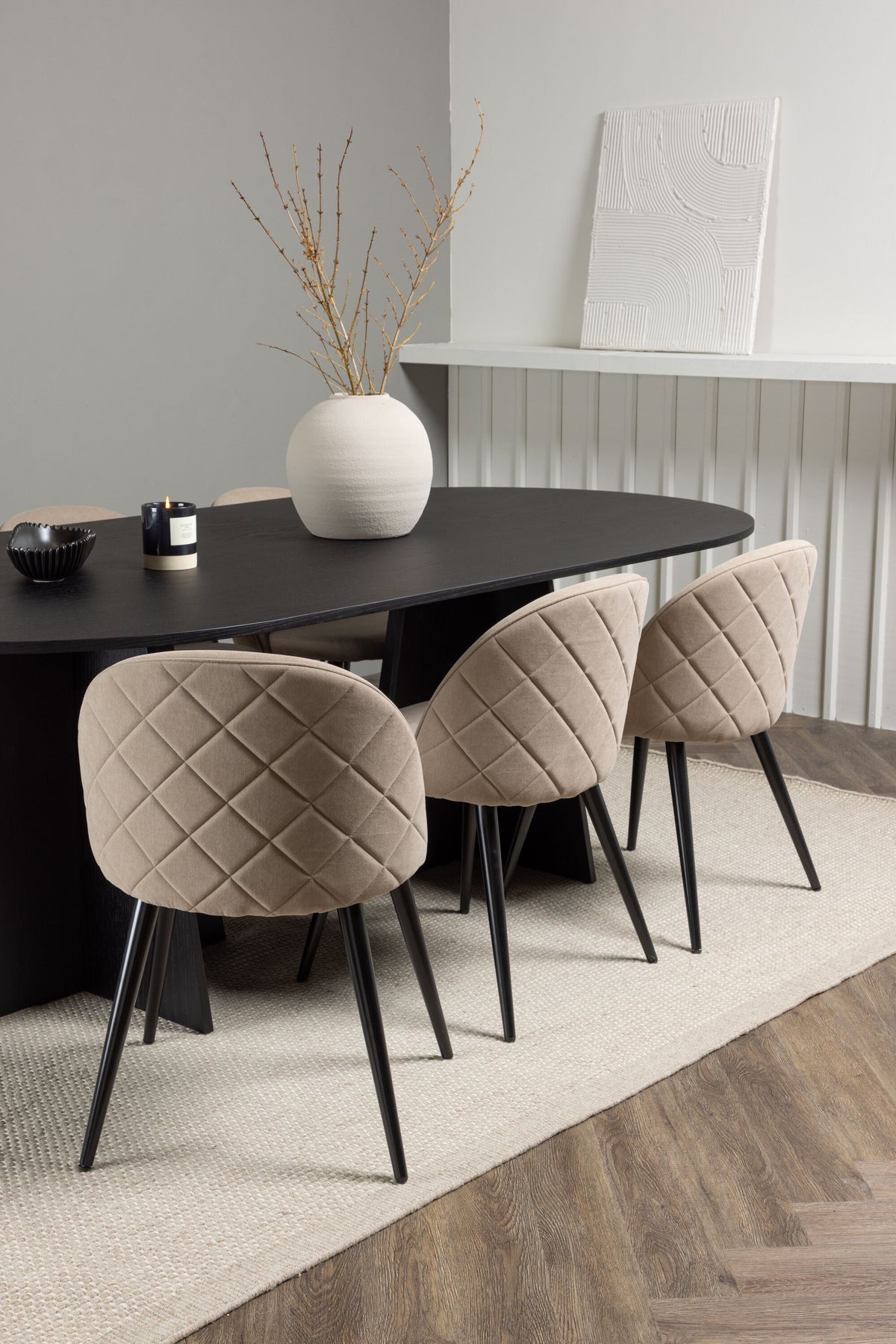 Bootcut Matbord med Velvet Stolarna – Bord: 75x230x115 Stol: 57x76,5x50