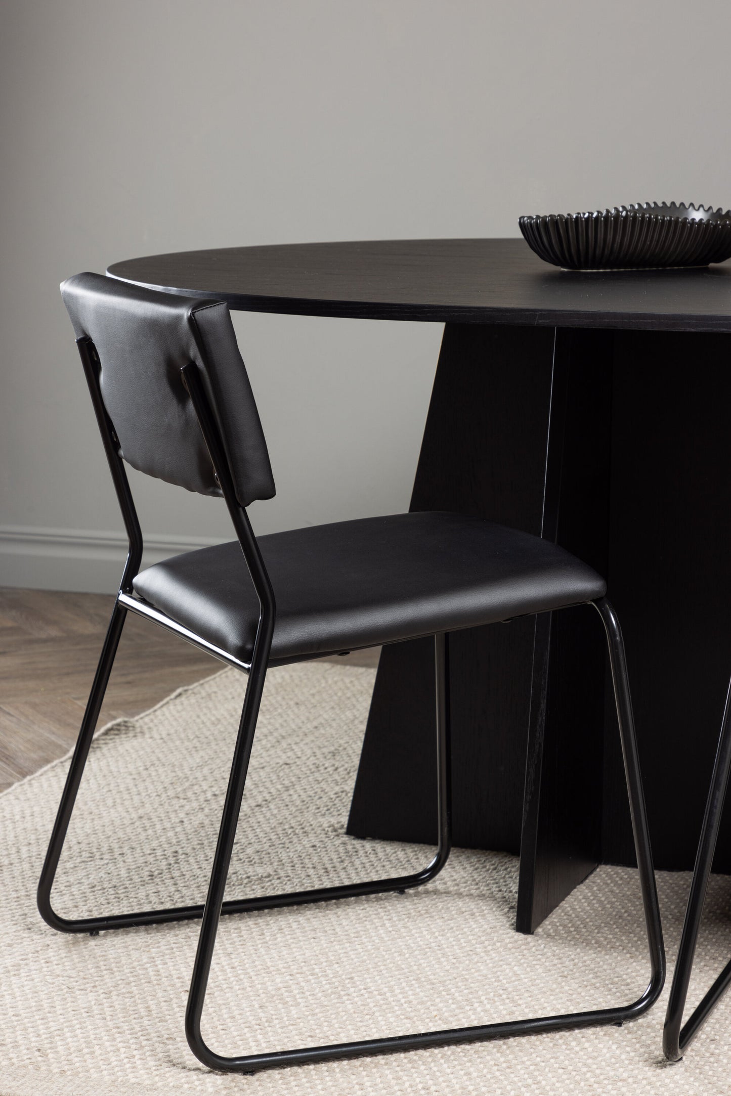 Bootcut Matbord med Kenth Stolarna Matgrupp