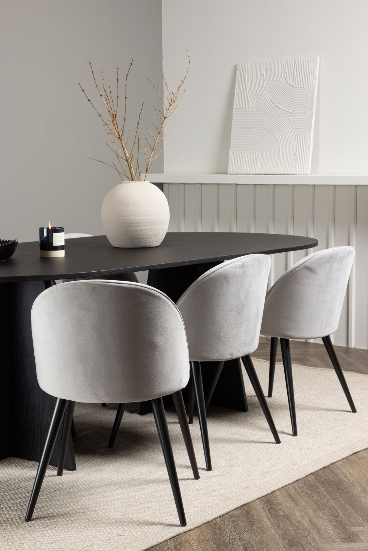Bootcut Matbord med Velvet Stolarna – Bord: 75x230x115 Stol: 57x76,5x50