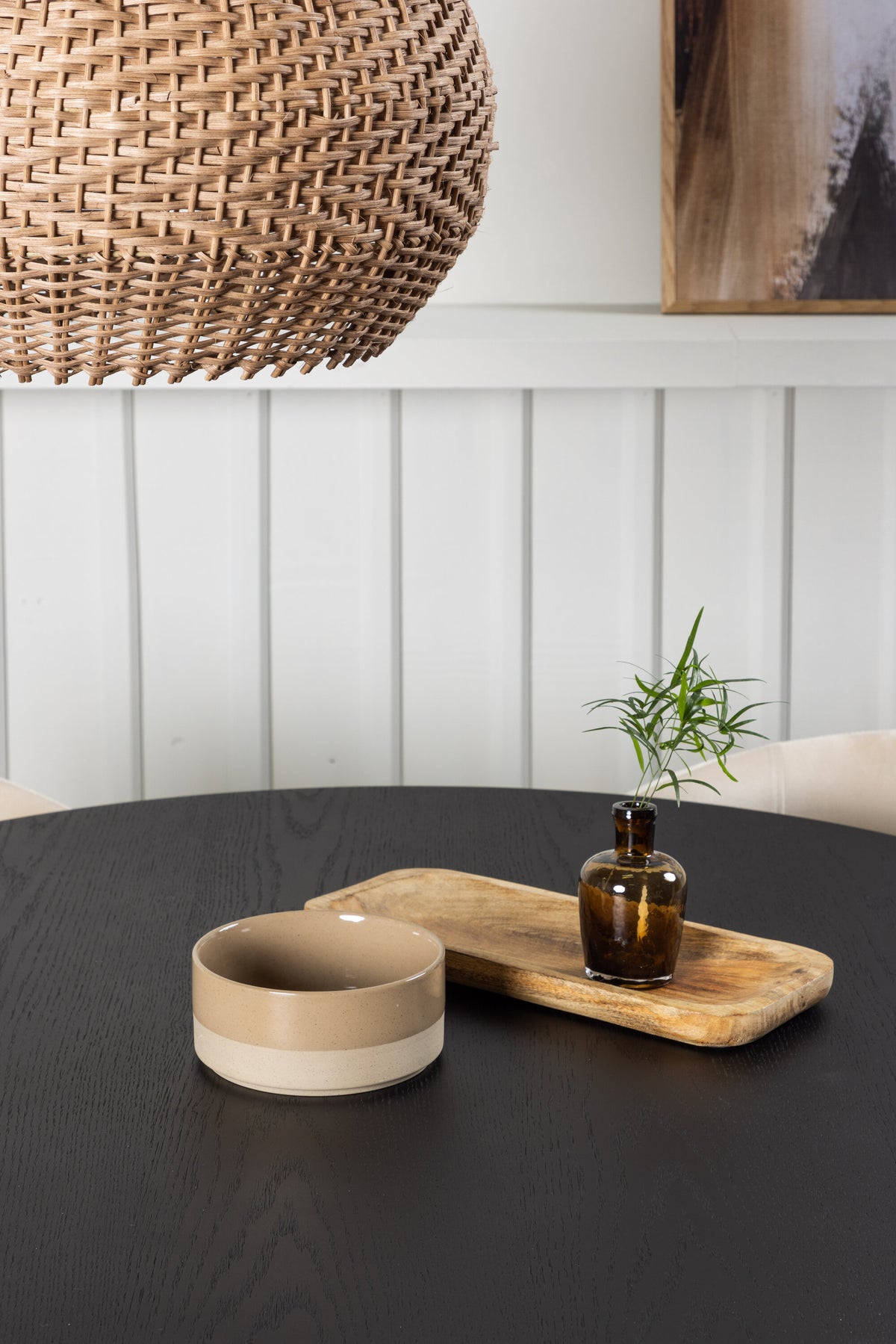 Bootcut Matbord med Berit Stolarna – Bord: ⌀110 Stol: 55x78x55
