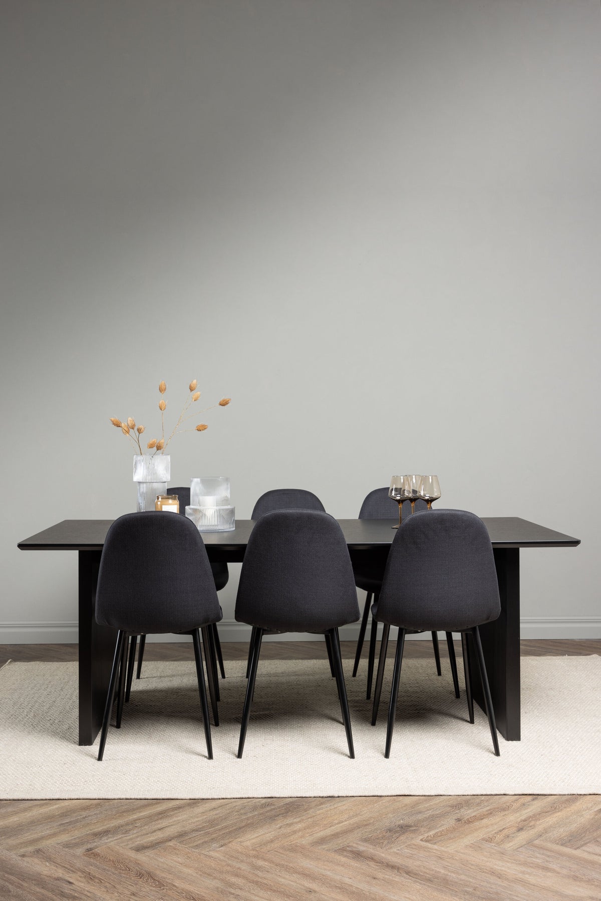 Vail Matbord med Polar Stolarna – Bord: 75x200x100 Stol: 53x87x44