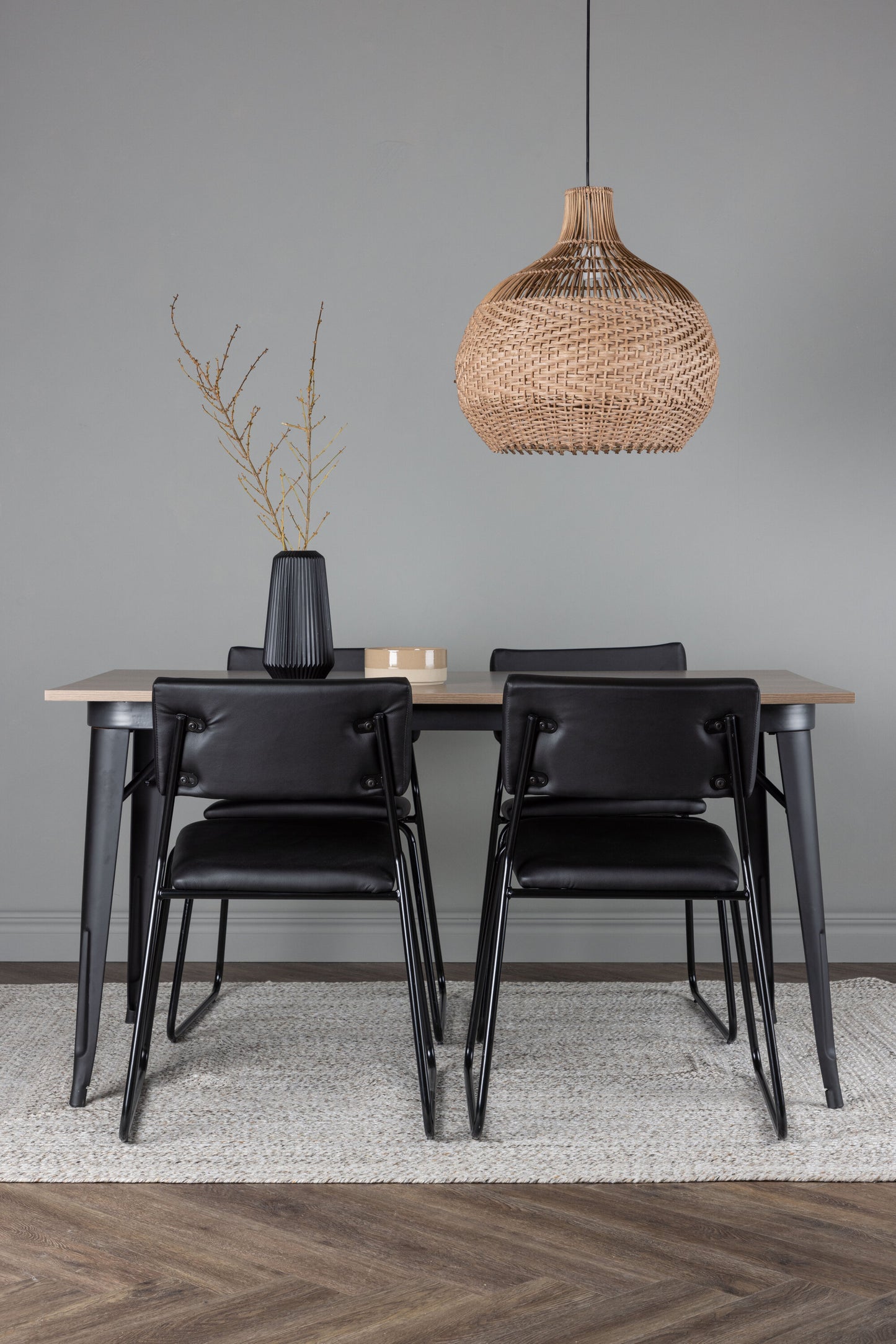Tempe Matbord med Kenth Stolarna Matgrupp