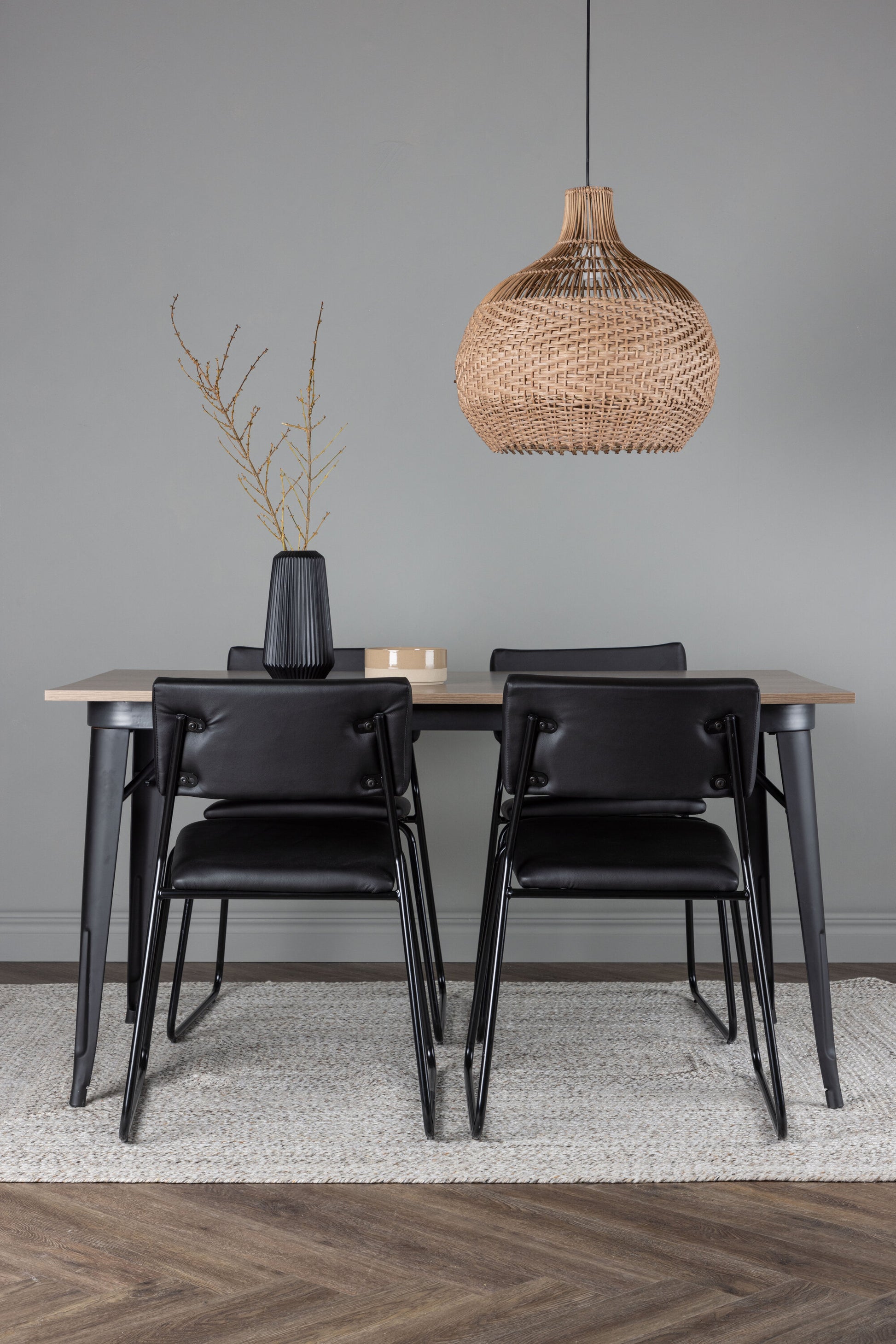 Tempe Matbord med Kenth Stolarna Matgrupp