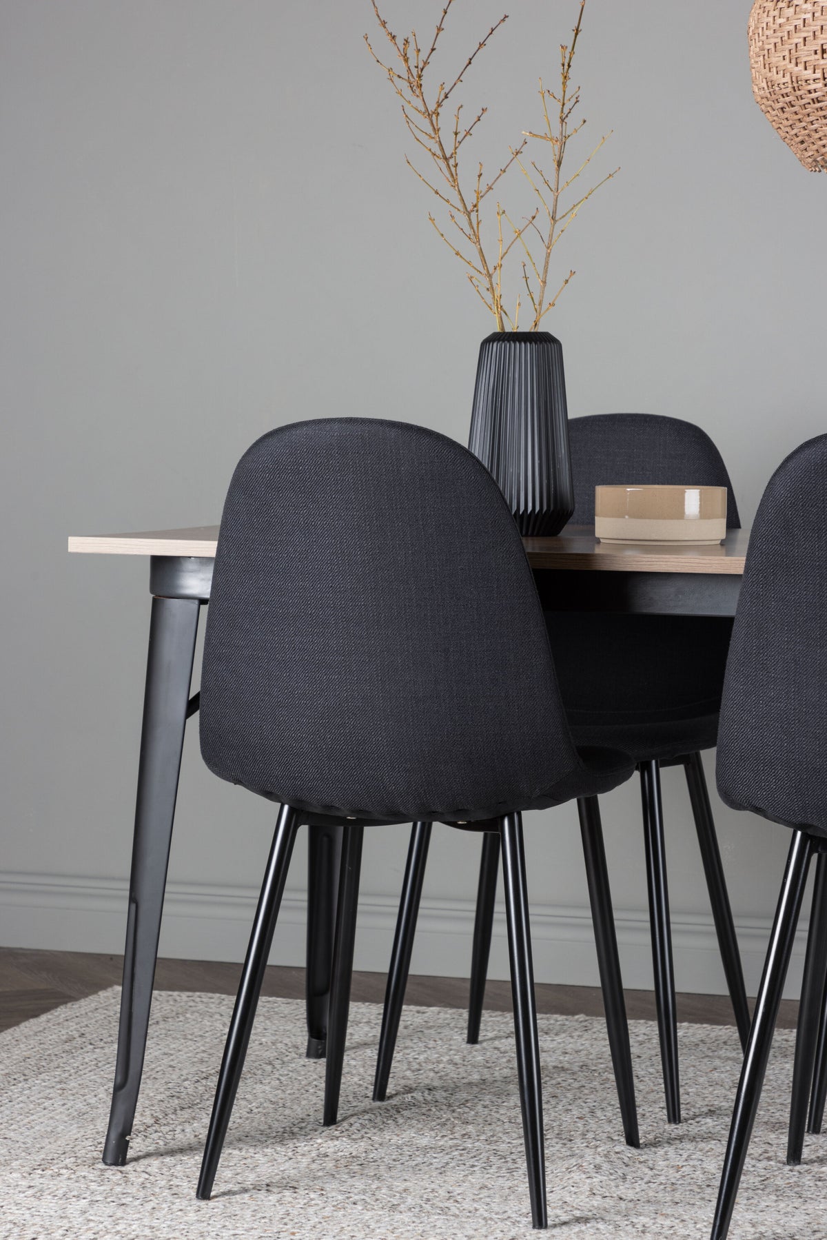 Tempe Matbord med Polar Stolarna – Bord: 75x140x80 Stol: 53x87x44