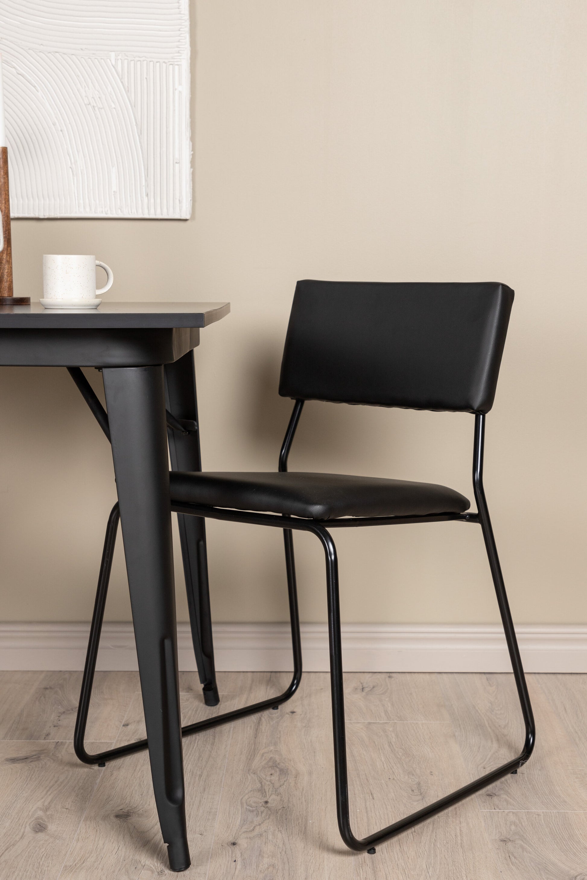 Tempe Matbord med Kenth Stolarna Matgrupp