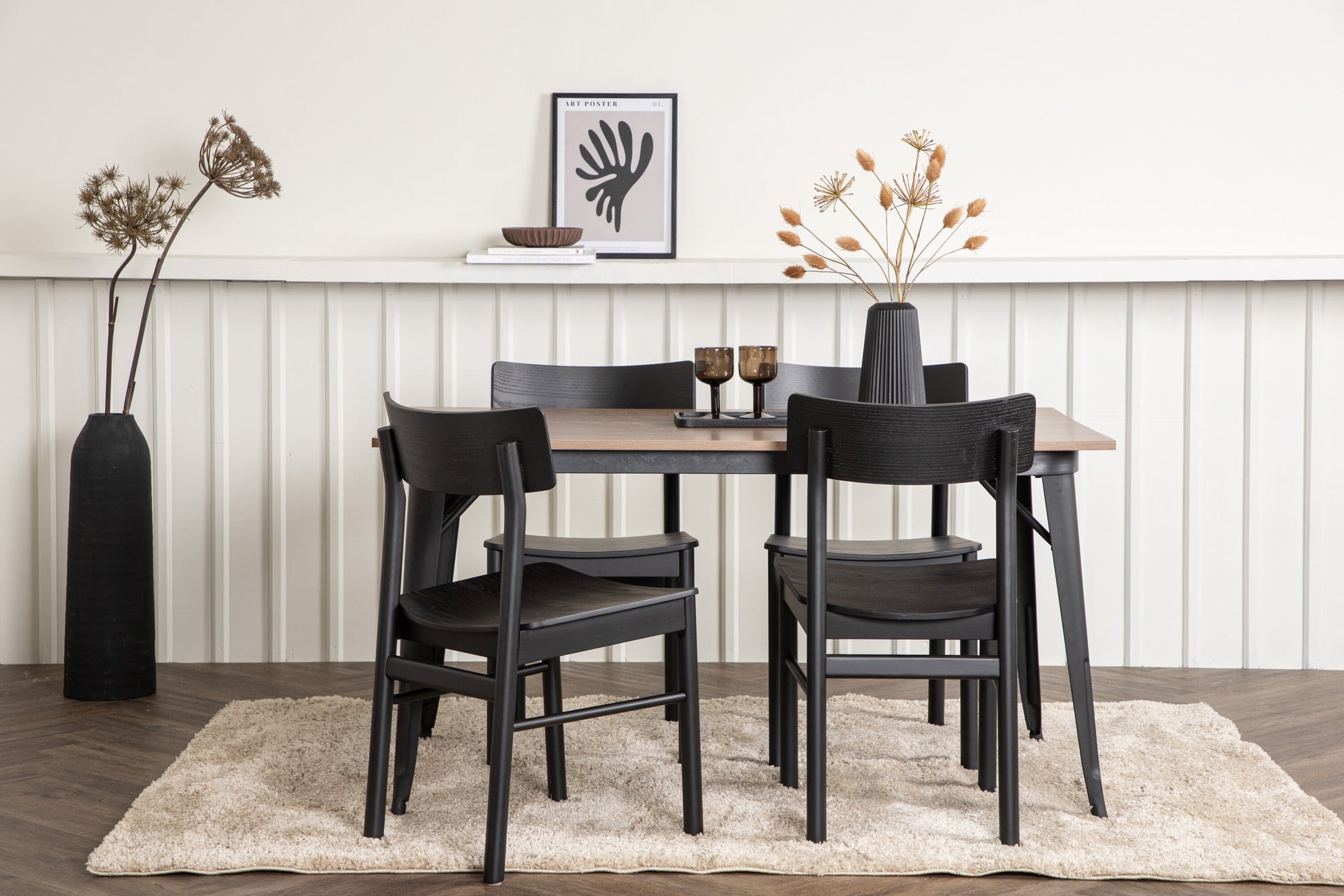 Tempe Matbord med Montros Stolarna Matgrupp