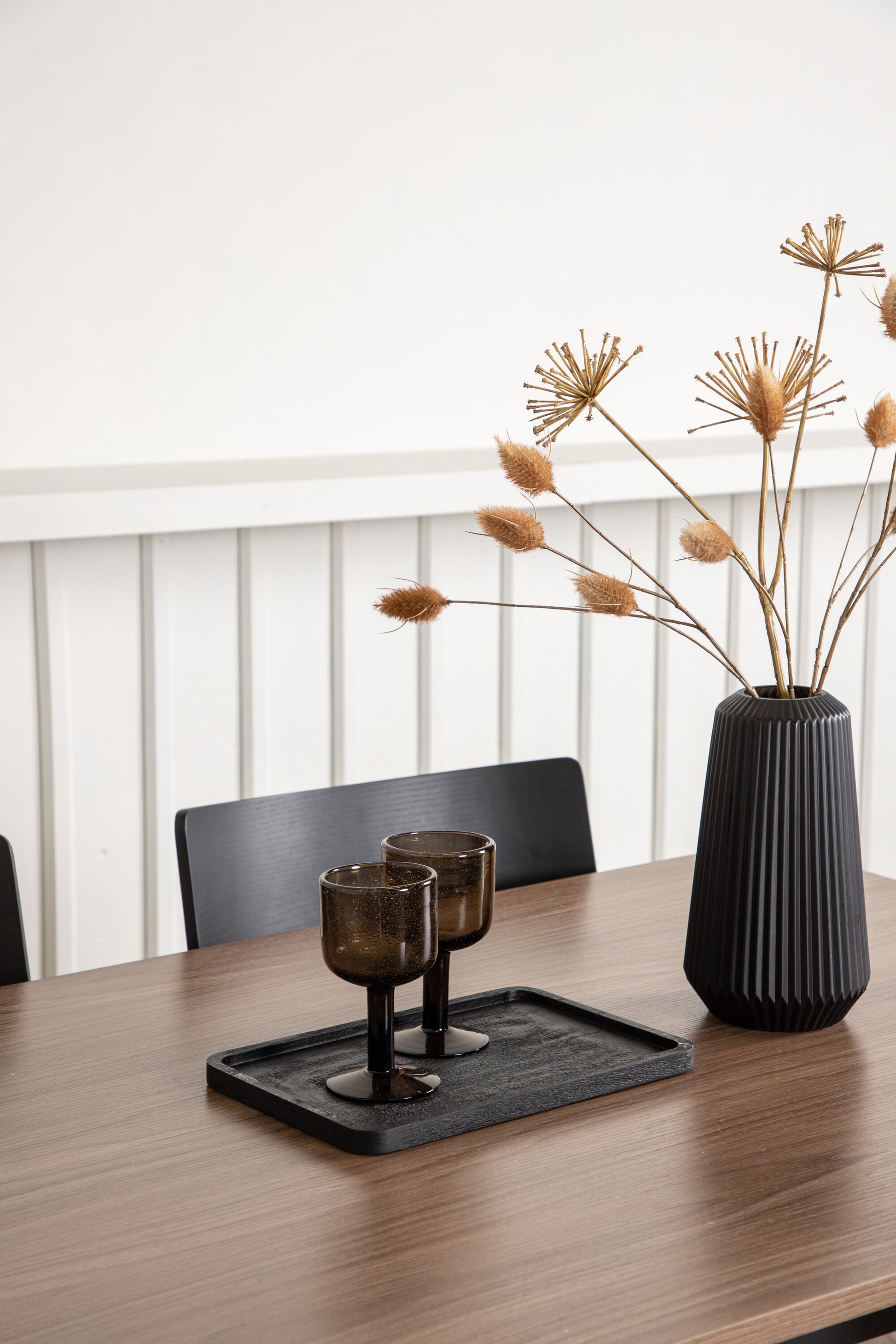 Tempe Matbord med Montros Stolarna Matgrupp