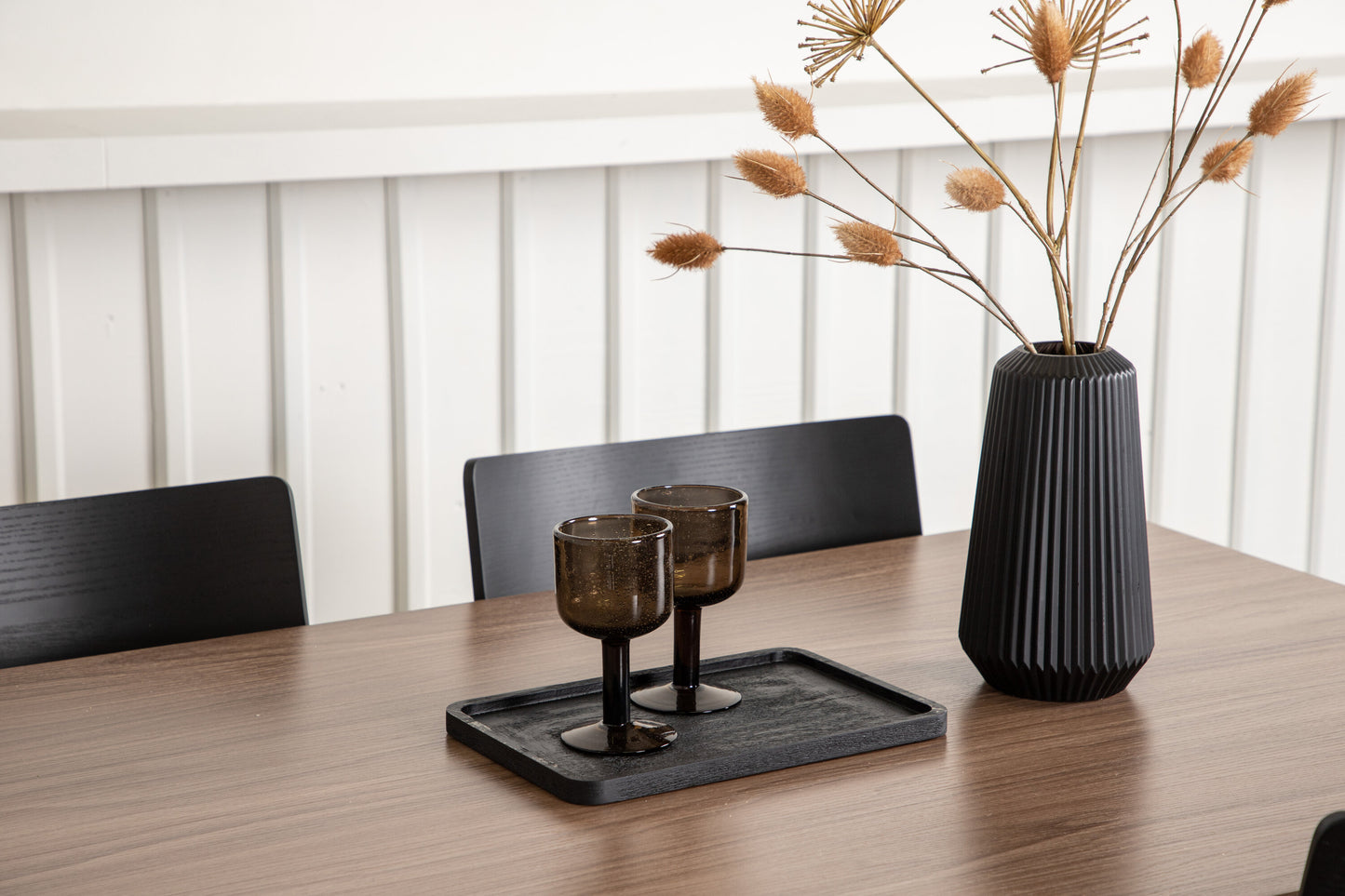 Tempe Matbord med Montros Stolarna Matgrupp