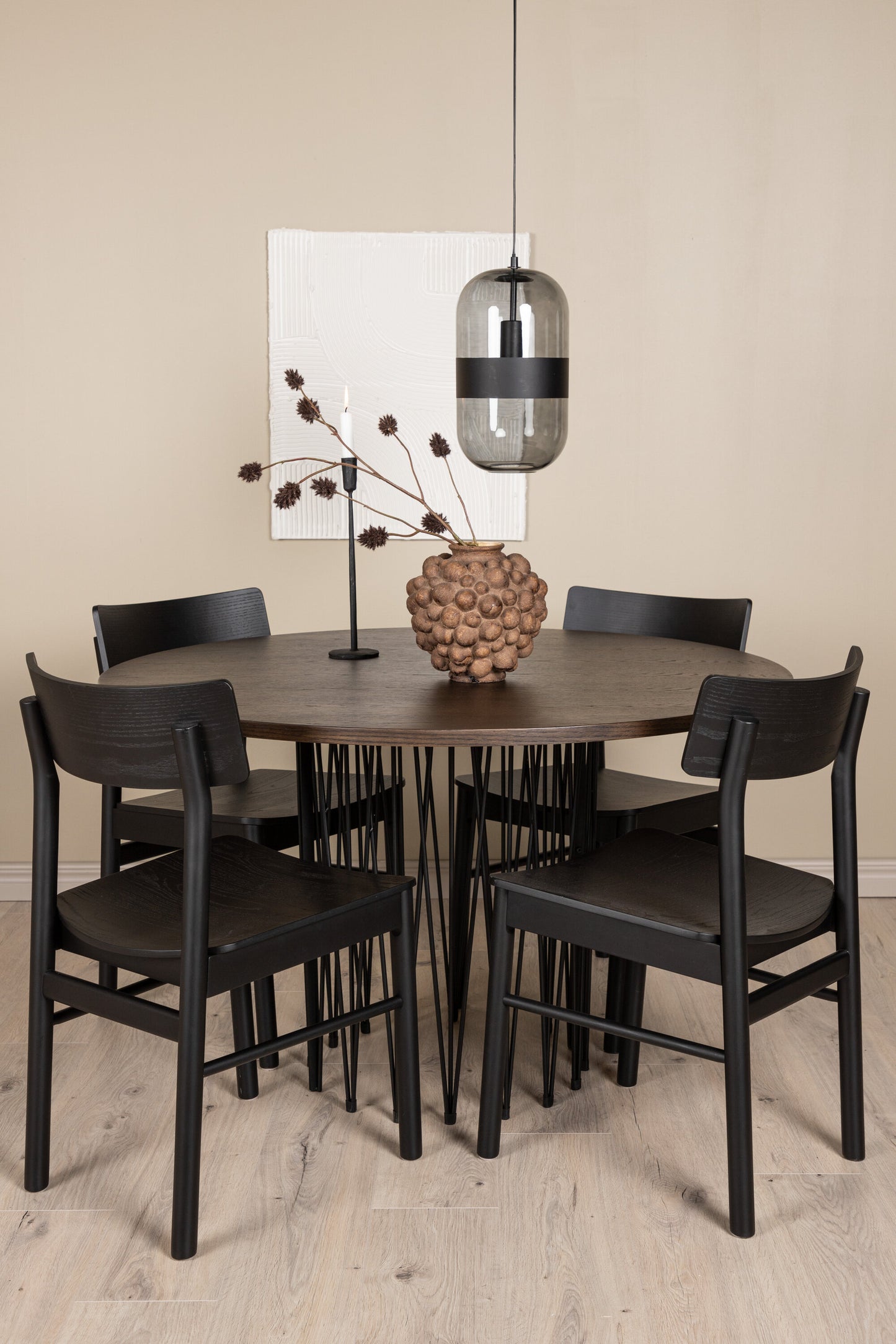 Stone Matbord med Montros Stolarna Matgrupp