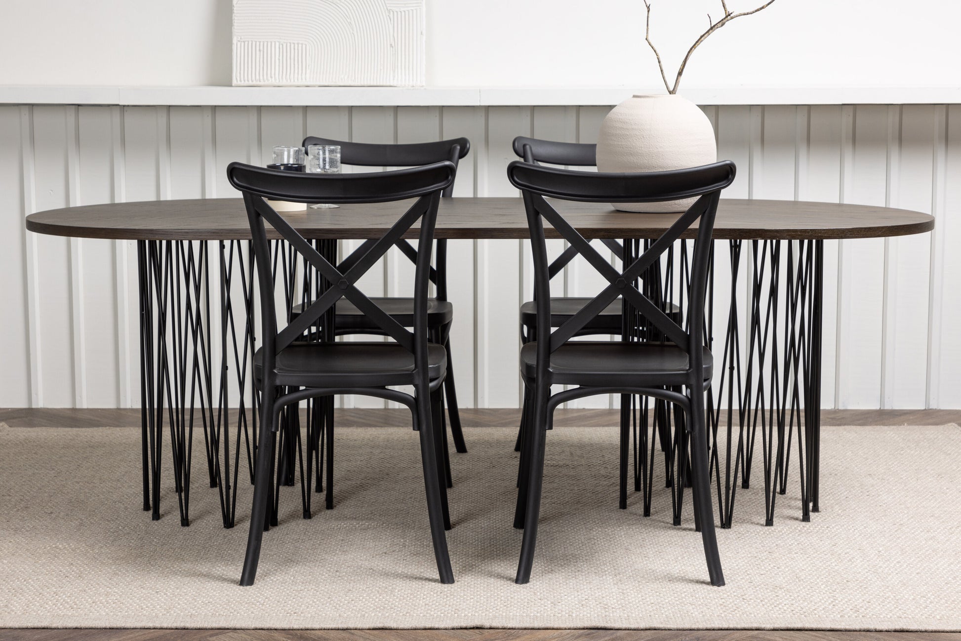 Stone Matbord med Crosett Stolarna Matgrupp
