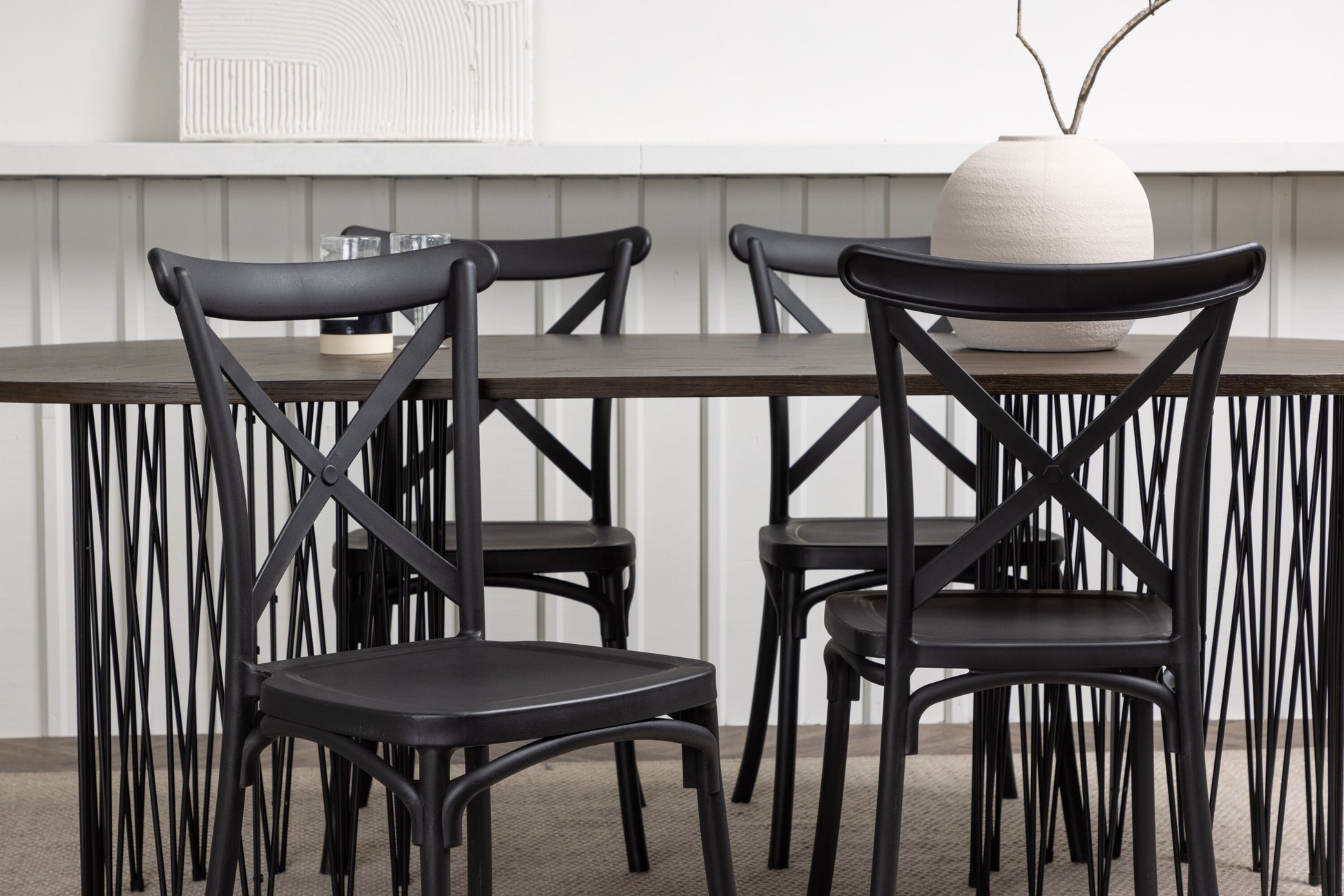 Stone Matbord med Crosett Stolarna Matgrupp