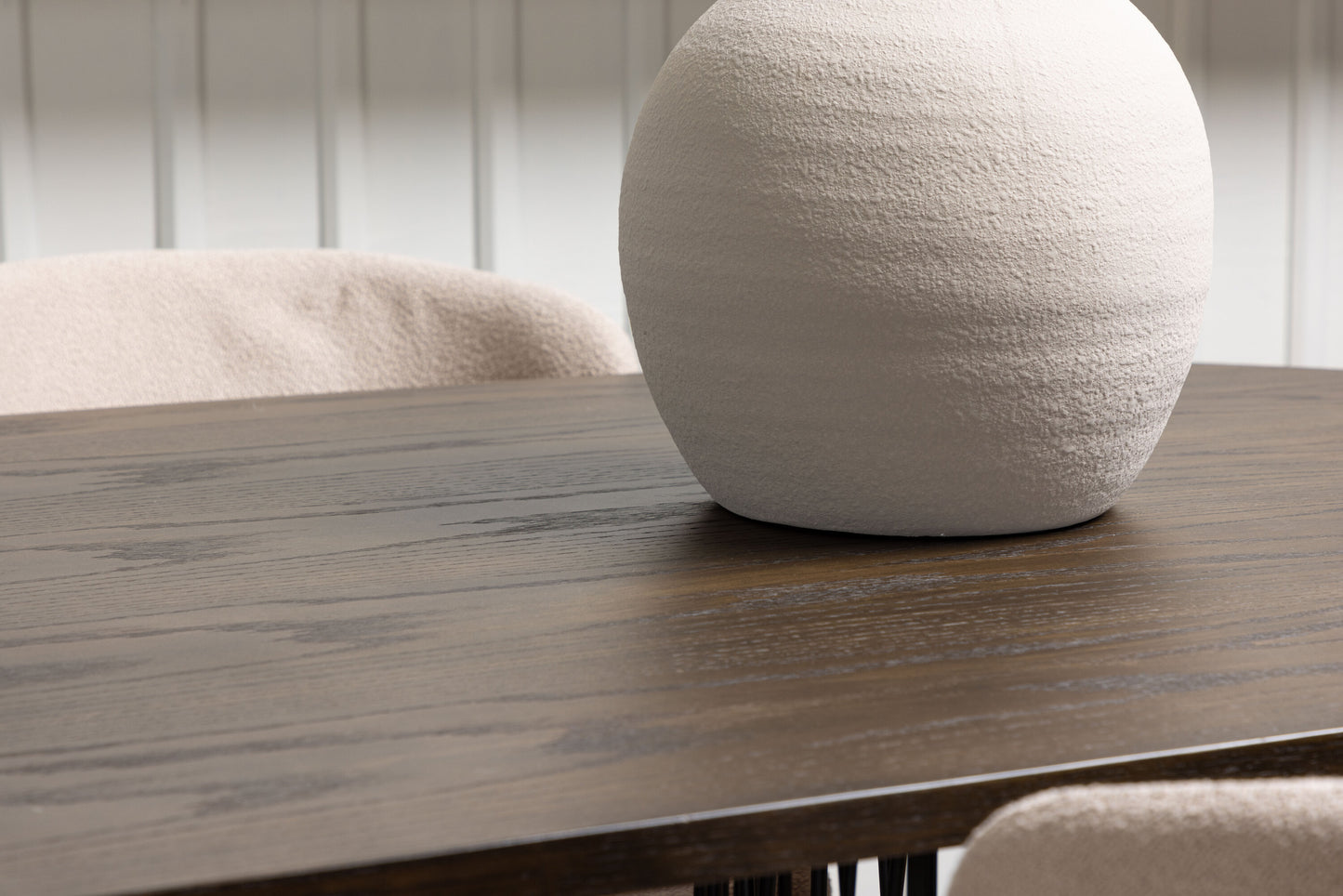 Stone Matbord med Modesto Stolarna Matgrupp
