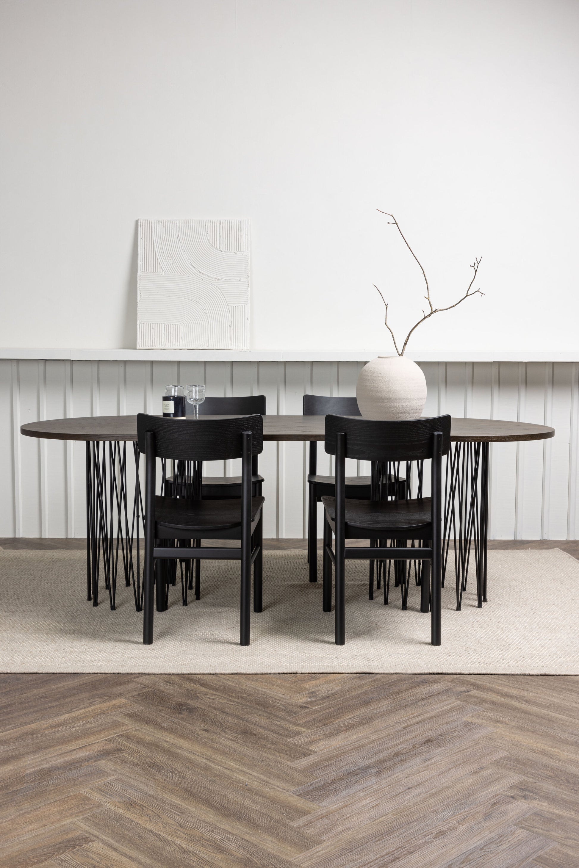 Stone Matbord med Montros Stolarna Matgrupp