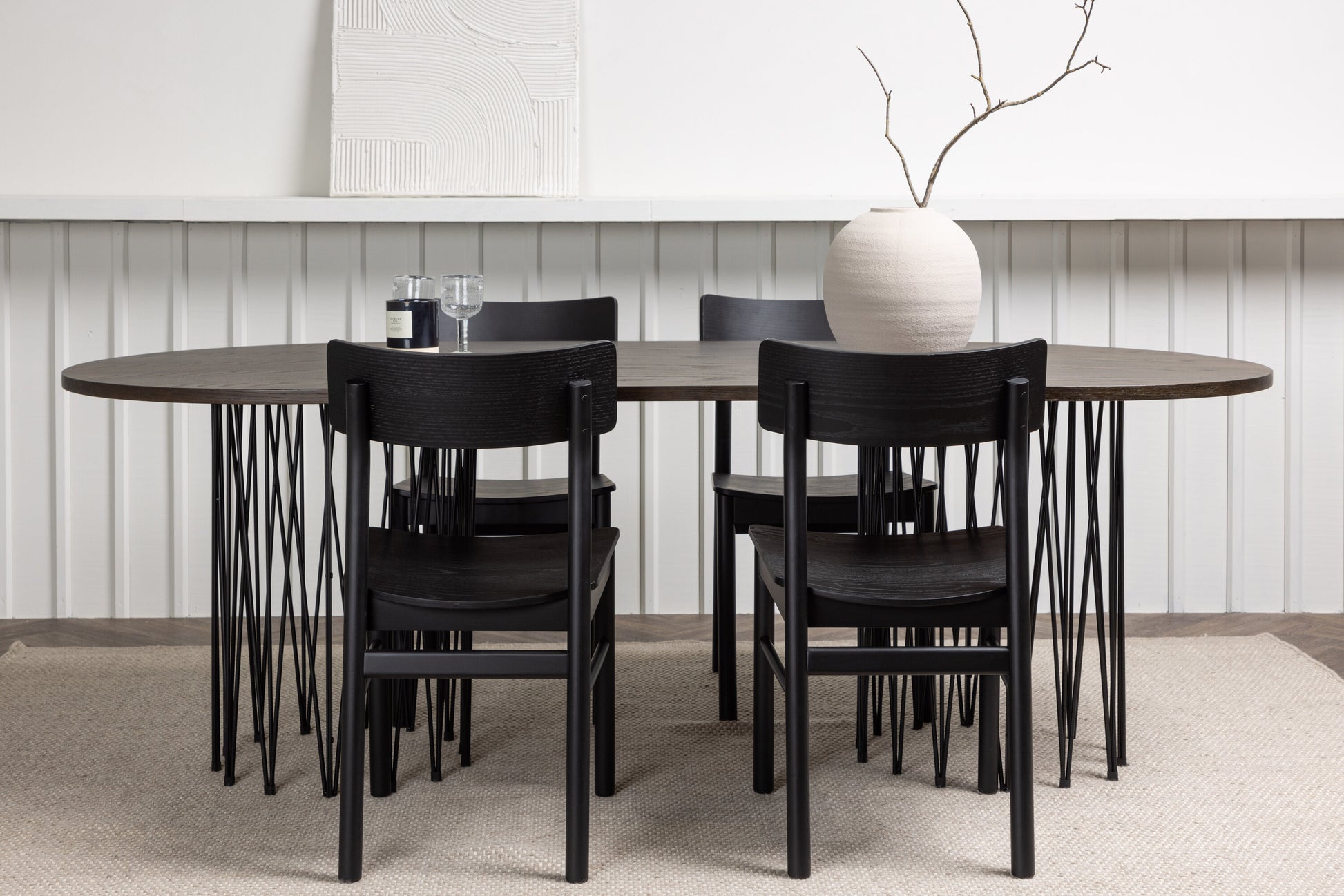 Stone Matbord med Montros Stolarna Matgrupp