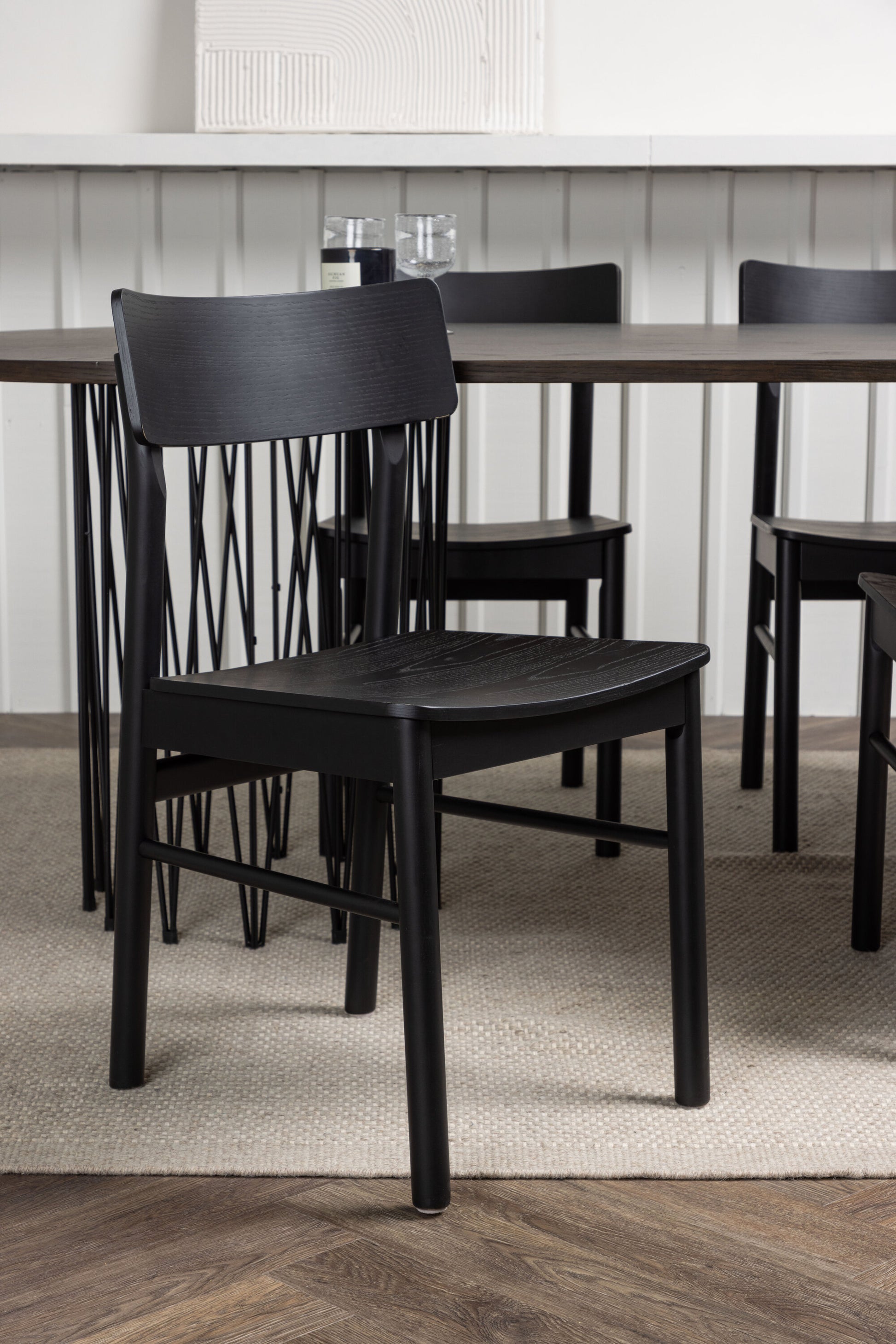 Stone Matbord med Montros Stolarna Matgrupp