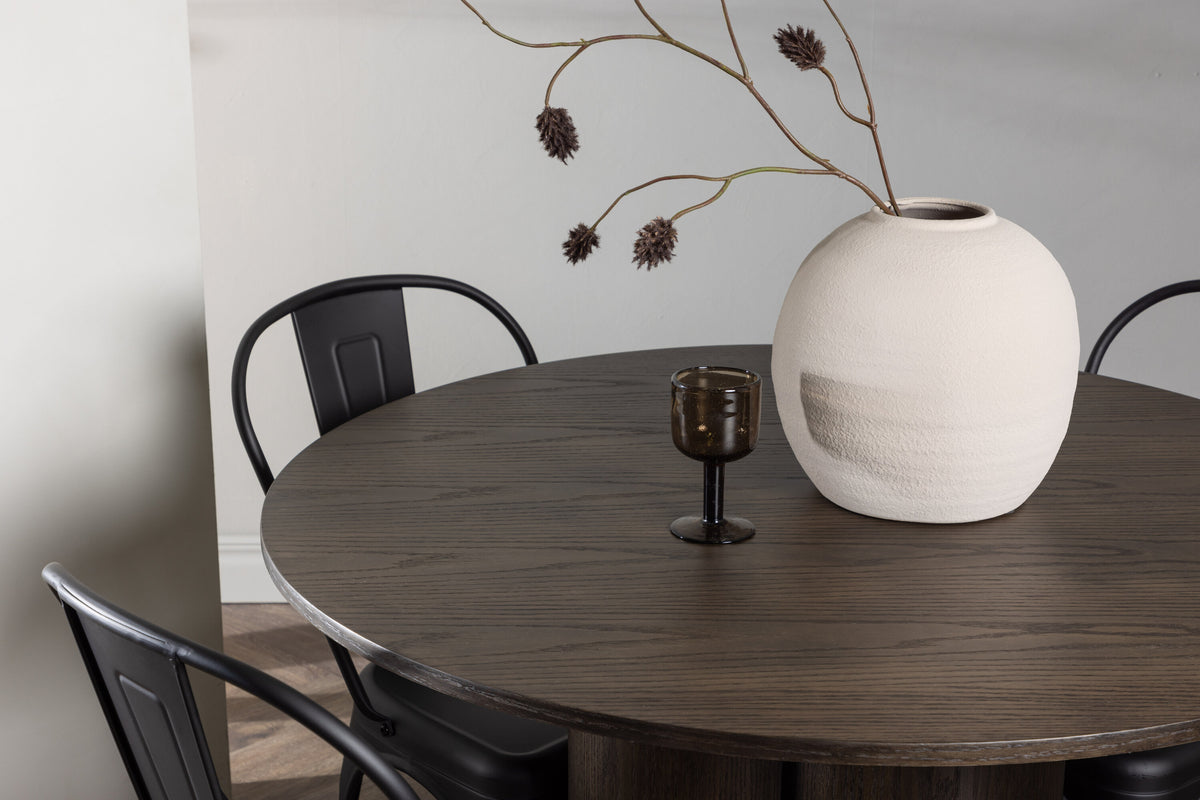 Olivia Matbord med Tempe Stolarna – Bord: ⌀110 Stol: 53x85x45