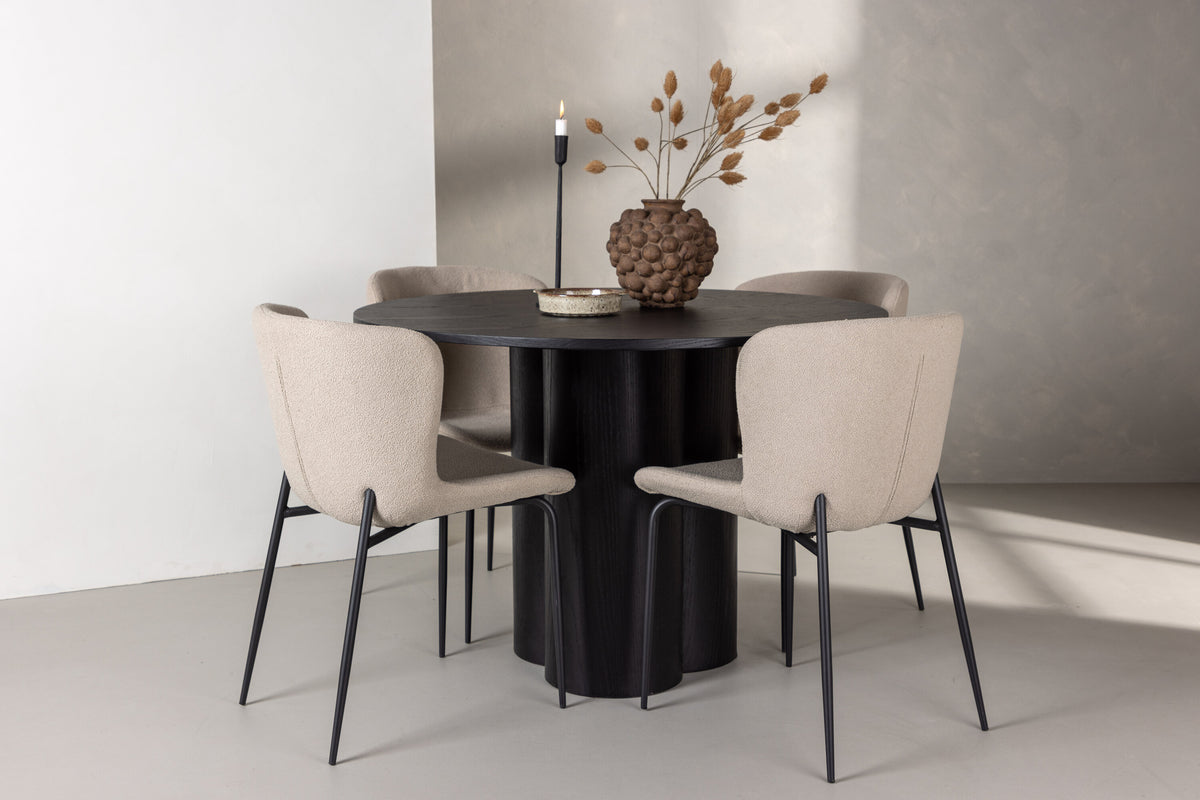 Olivia Matbord med Modesto Stolarna – Bord: ⌀110 Stol: 54x79,5x48