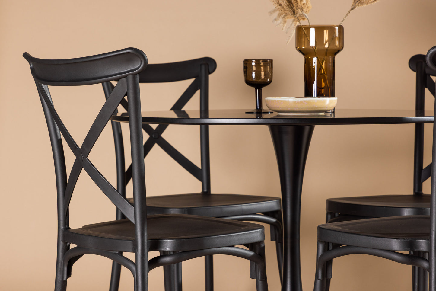 Glade Matbord med Crosett Stolarna Matgrupp