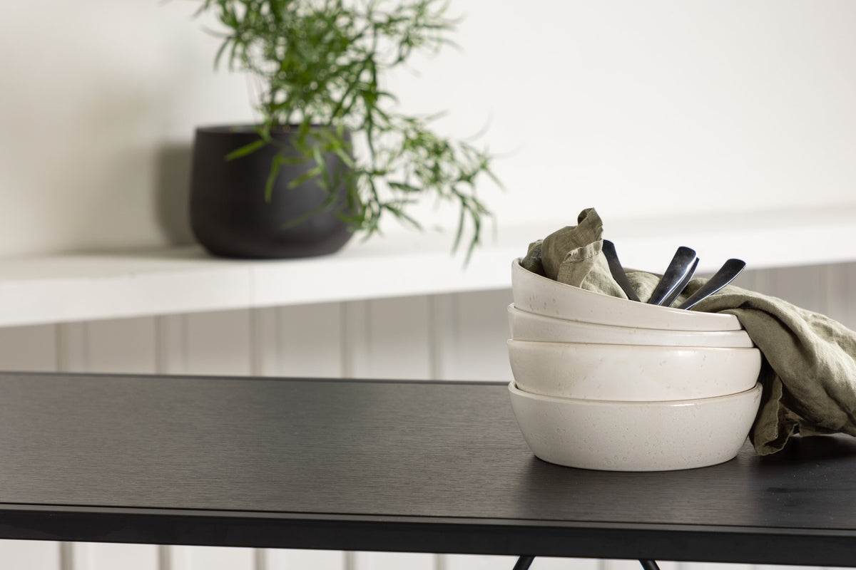 Brea Matbord med Tempe Stolarna – Bord: 105x120x60 Stol: 43x76x43