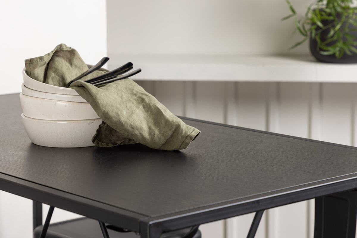 Brea Matbord med Tempe Stolarna – Bord: 105x120x60 Stol: 43x94x43