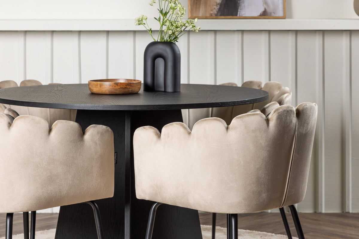 Bootcut Matbord med Limhamn Stolarna – Bord: ⌀110 Stol: 51x76,5x46