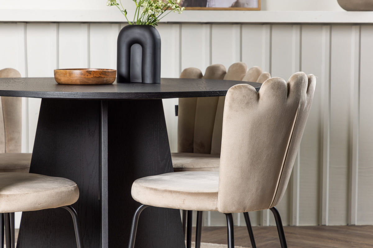 Bootcut Matbord med Limhamn Stolarna – Bord: ⌀110 Stol: 42x82x44