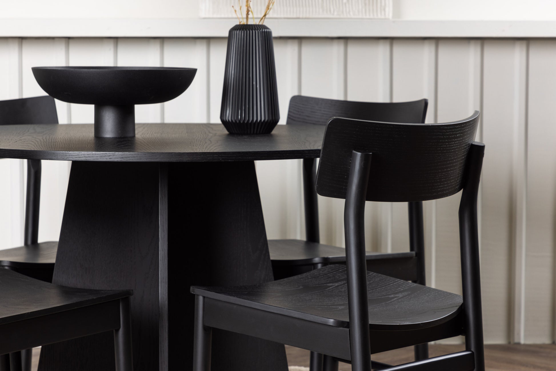 Bootcut Matbord med Montros Stolarna Matgrupp