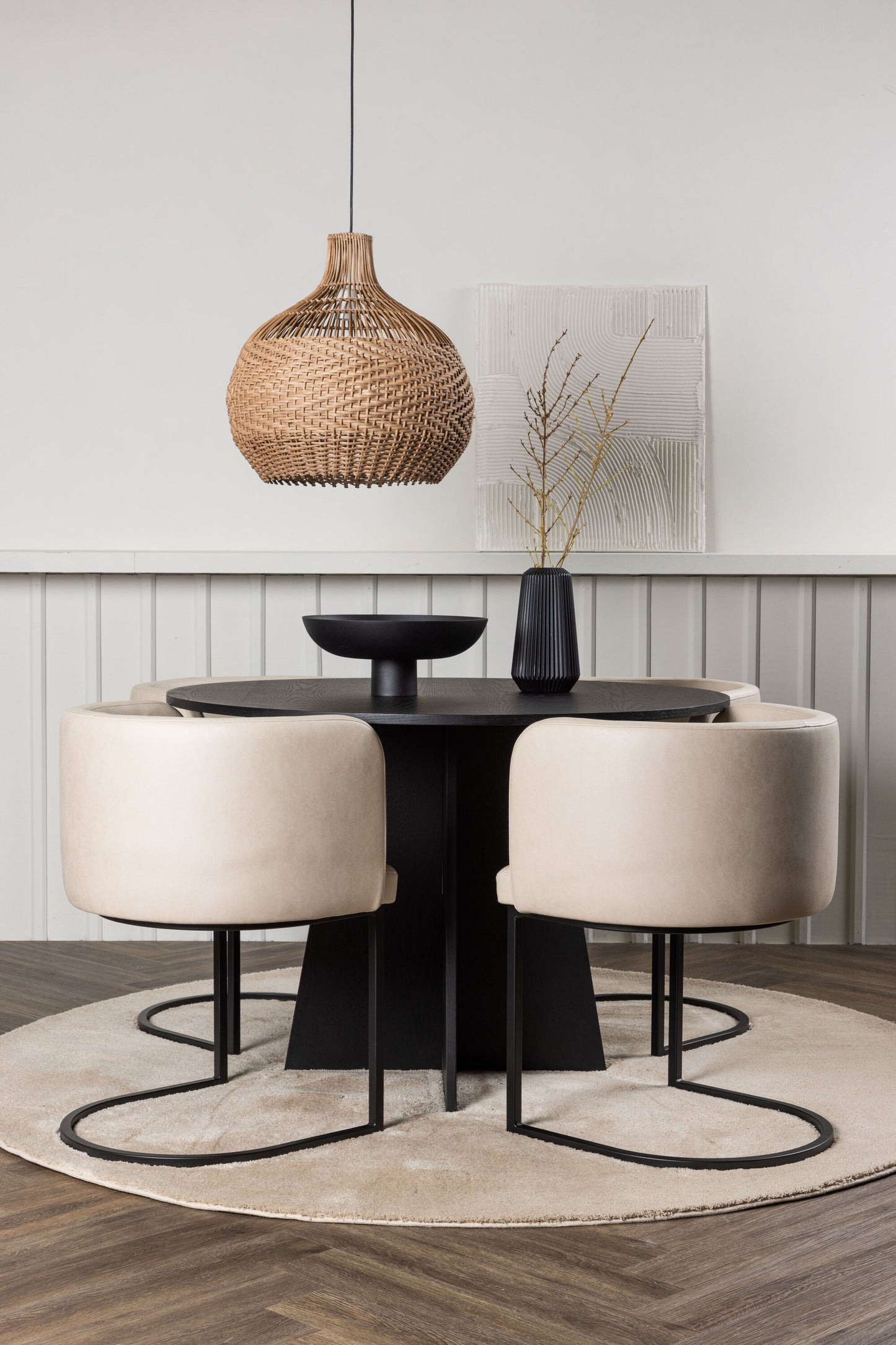 Bootcut Matbord med Simrishamn Stolarna Matgrupp