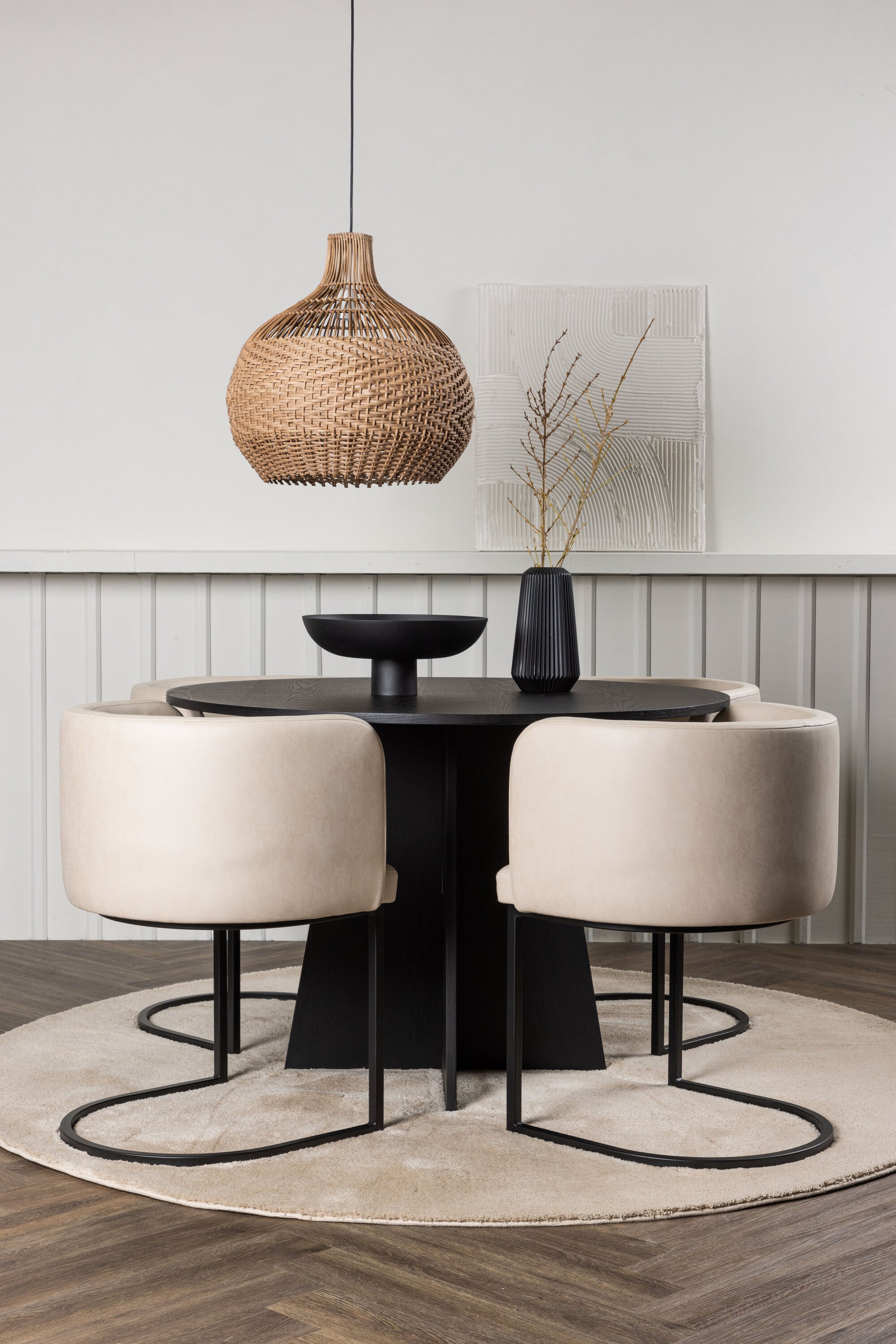 Bootcut Matbord med Simrishamn Stolarna Matgrupp