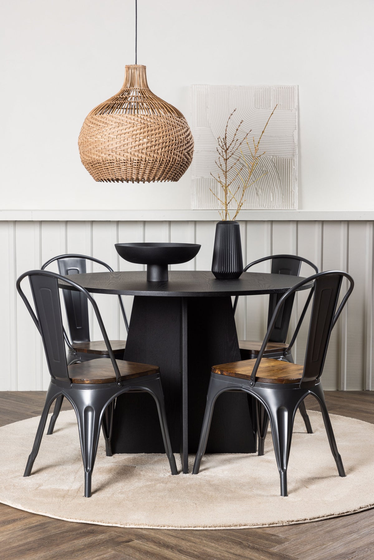 Bootcut Matbord med Tempe Stolarna – Bord: ⌀110 Stol: 53x85x45