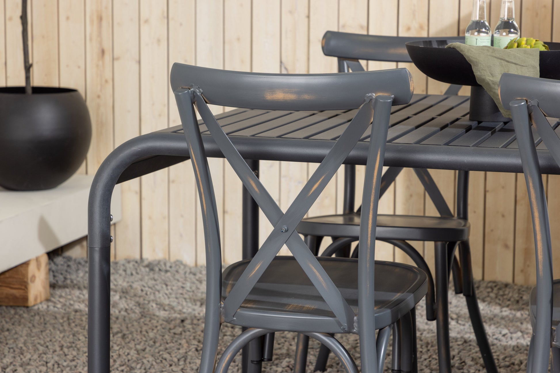 Borneo Matbord med Tablas Stolarna