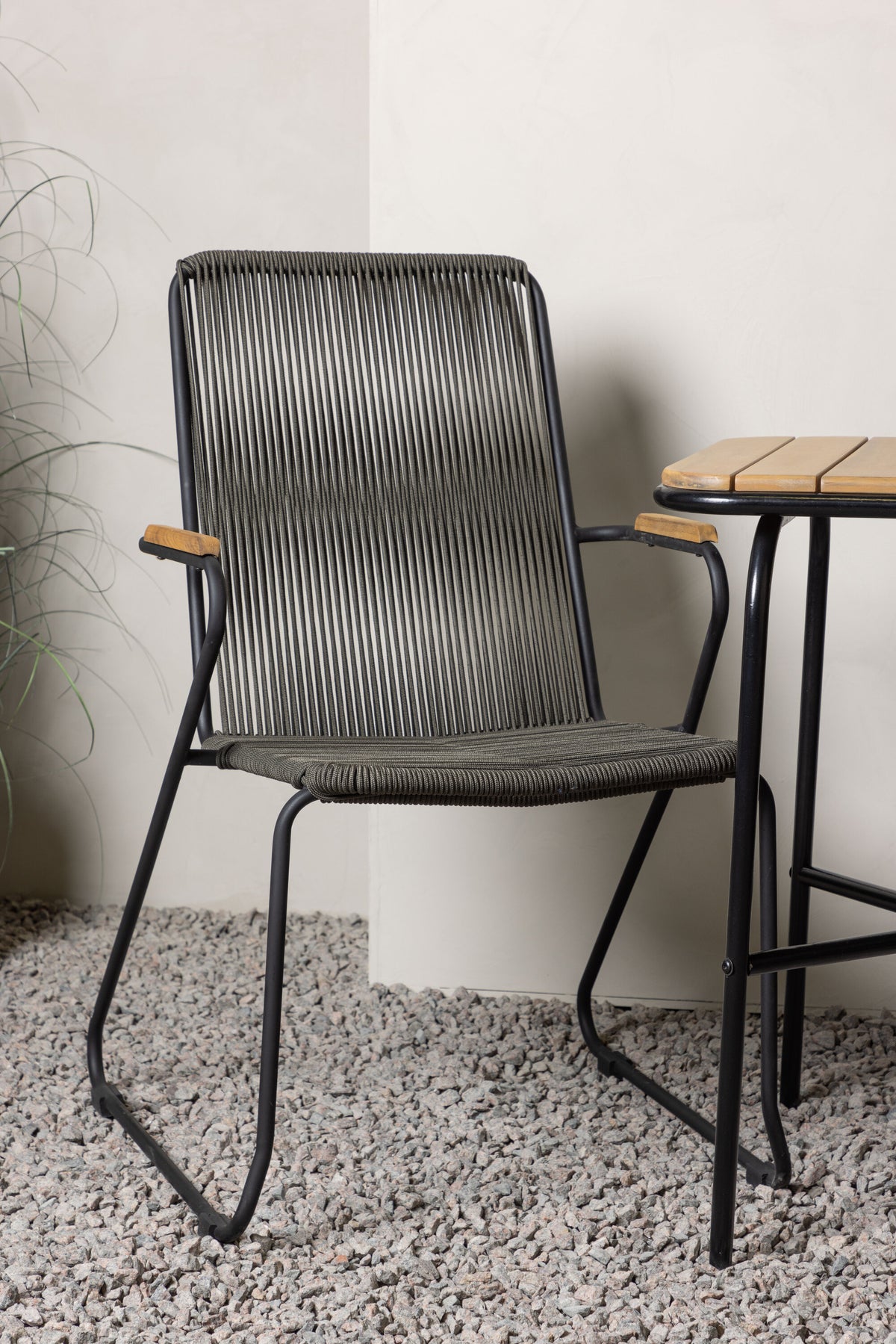 Holmbeck Rektangulär Matgrupp – Bord: 74x70x88 Stol: 63x93x60