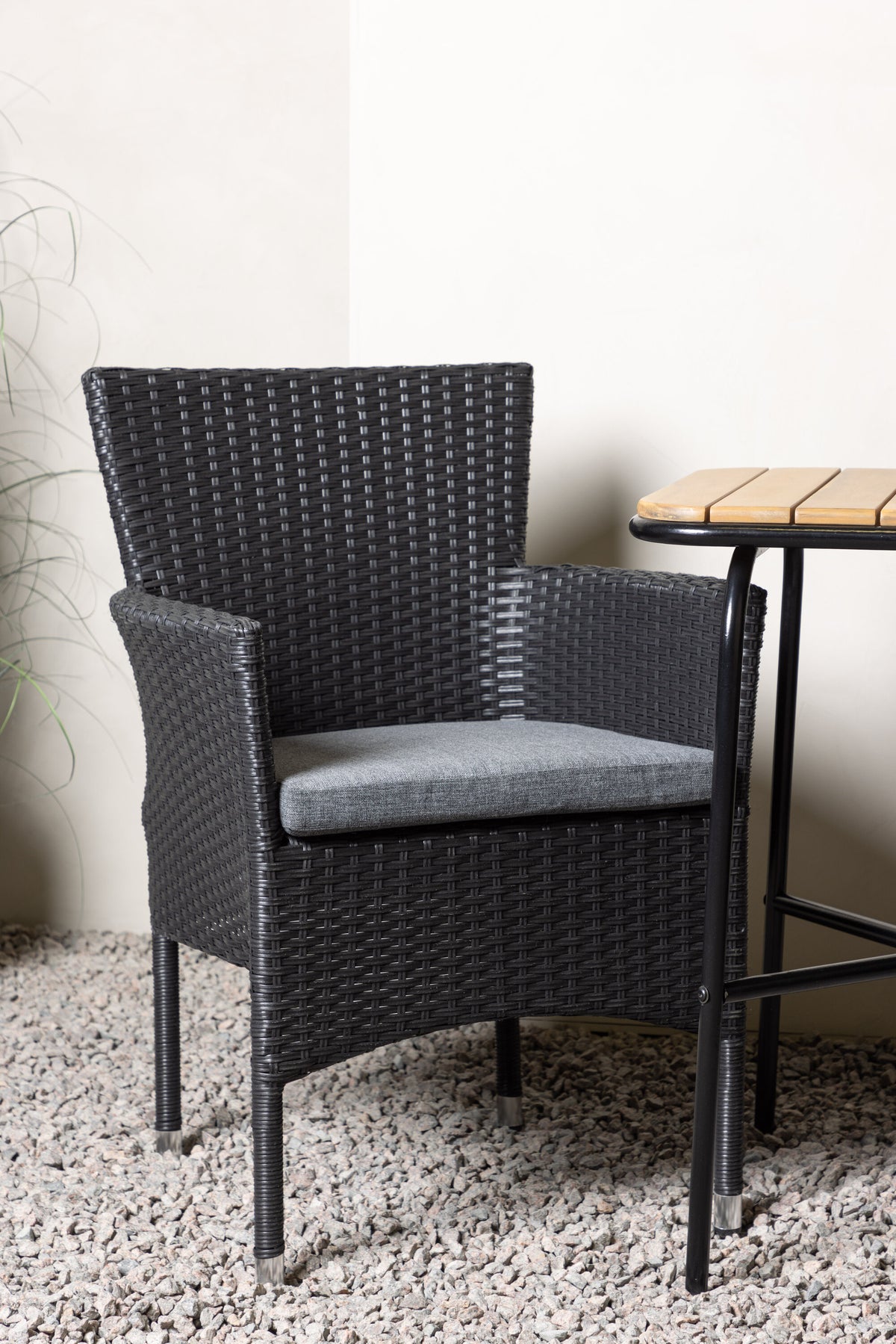 Holmbeck Rektangulär Matgrupp – Bord: 74x70x88 Stol: 60x86,5x58