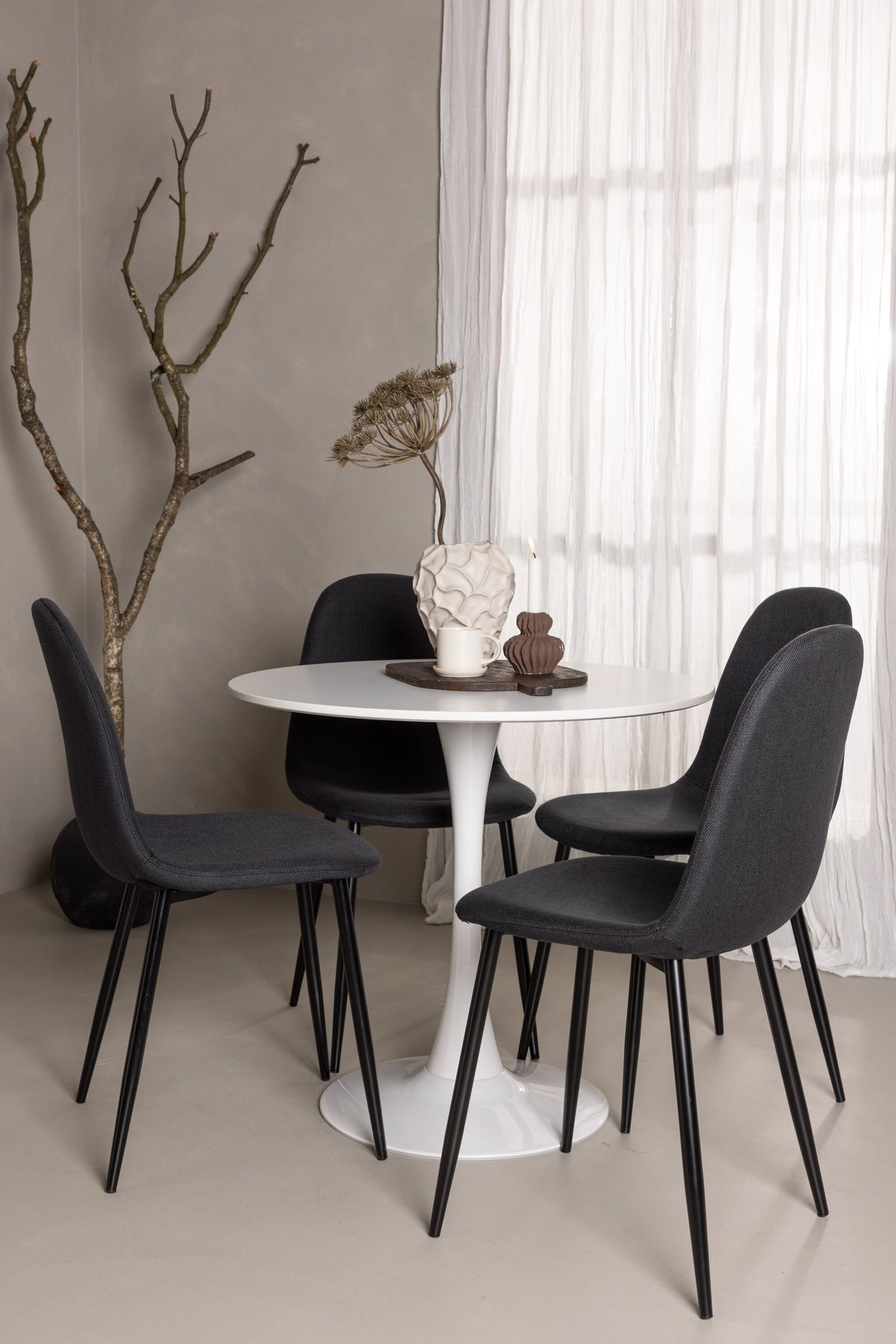 Hamden Matbord med Polar Stolarna – MDF