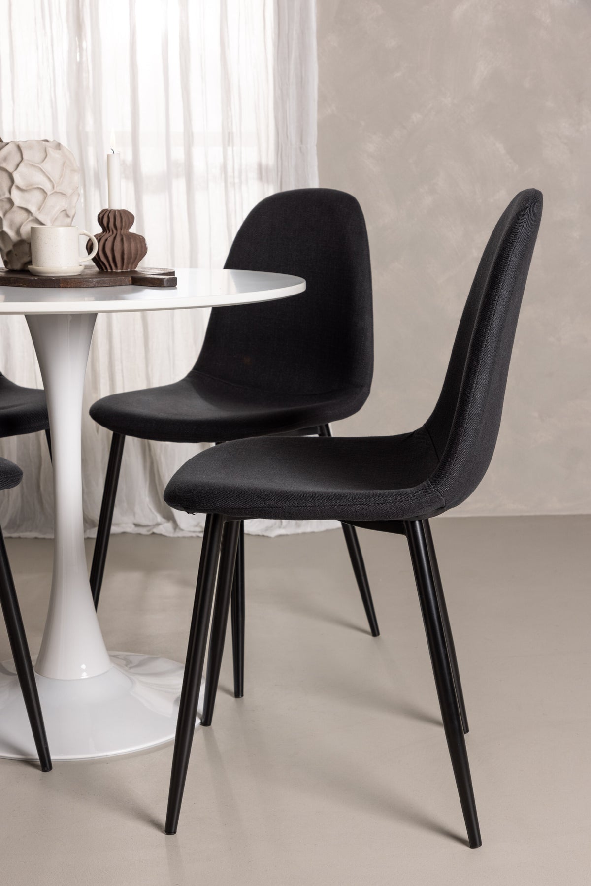 Hamden Matbord med Polar Stolarna – MDF