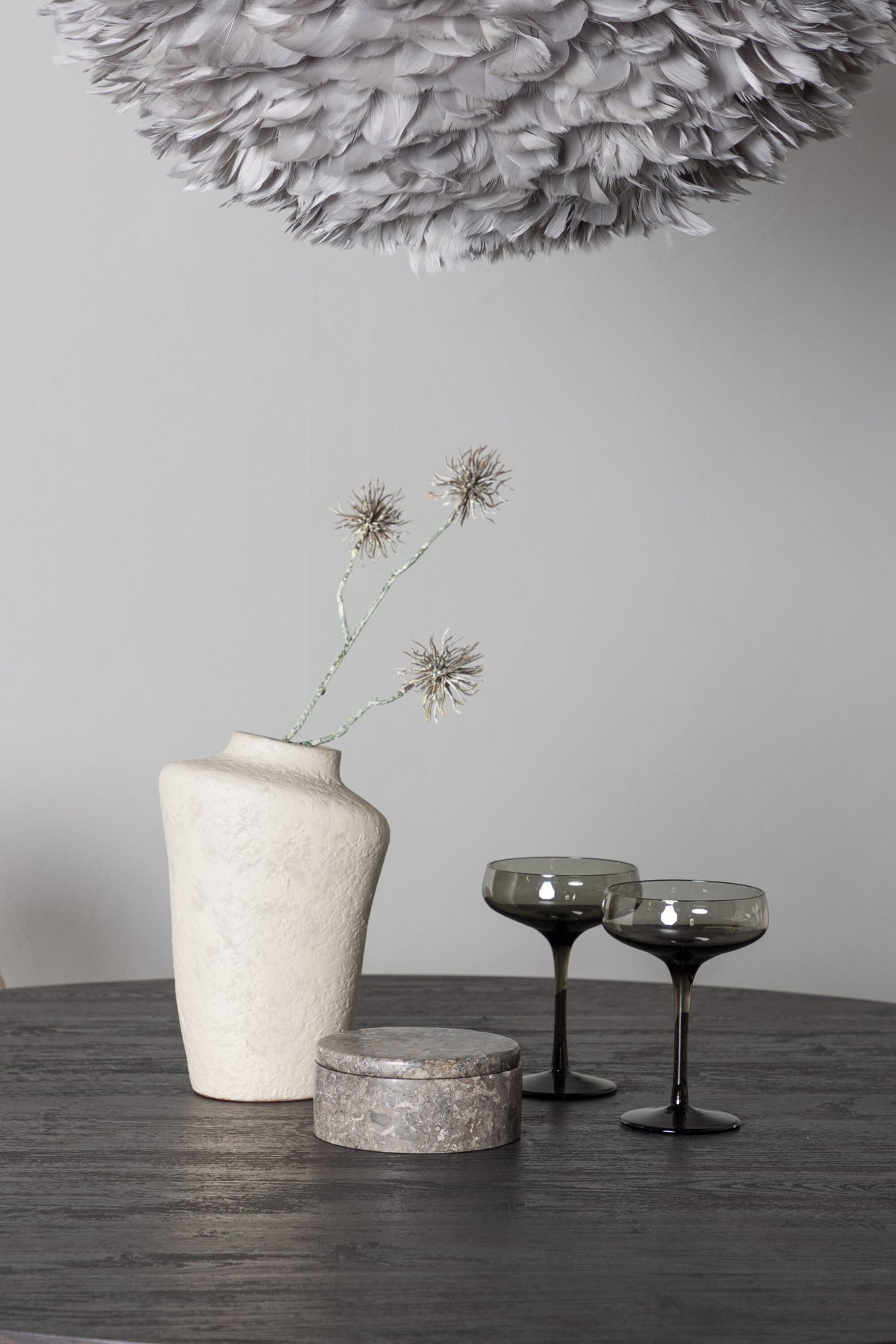 Lanzo Matbord med Polar Stolarna – Bord: ⌀120 Stol: 52x90x45