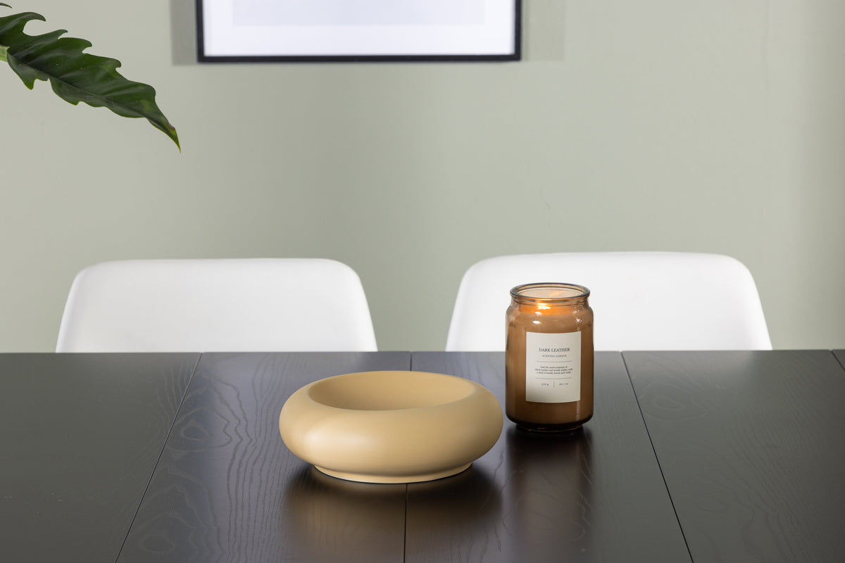 Astrid Matbord med Night Stolarna – Bord: 75x200x90 Stol: 56x87x49