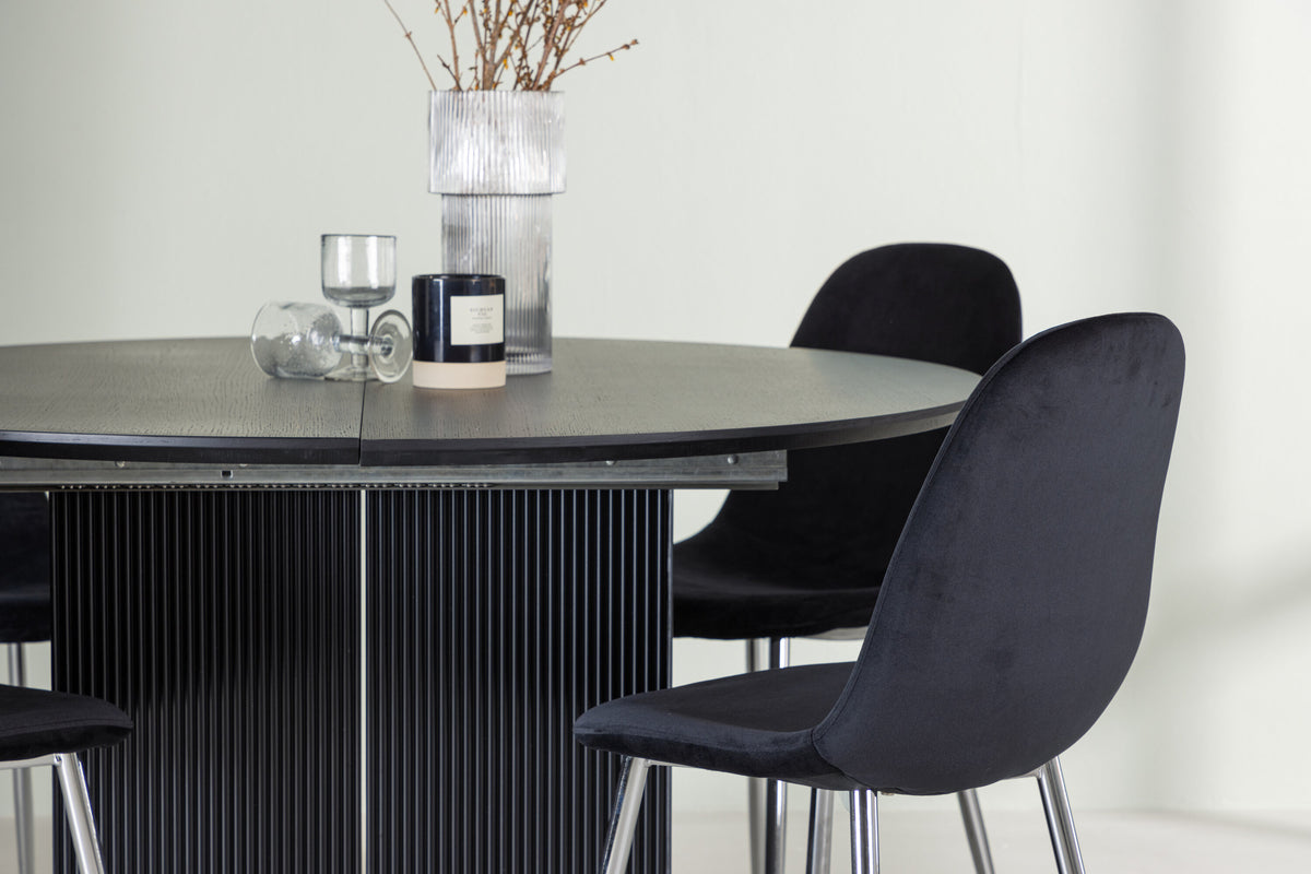 Matilda Matbord med Polar Stolarna – Bord: ⌀130 Stol: 52x90x45
