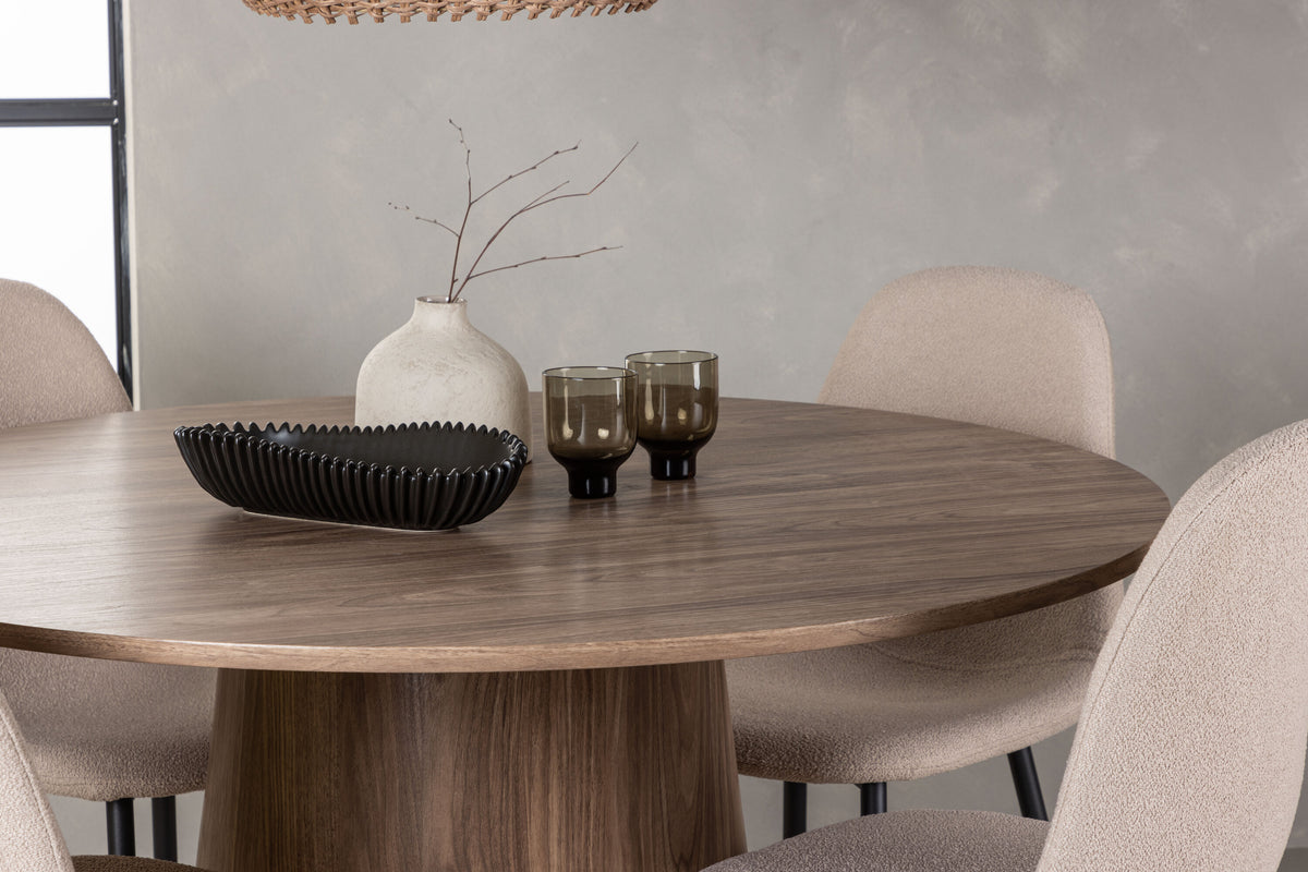 Lanzo Matbord med Polar Stolarna – Bord: ⌀120 Stol: 52x90x45