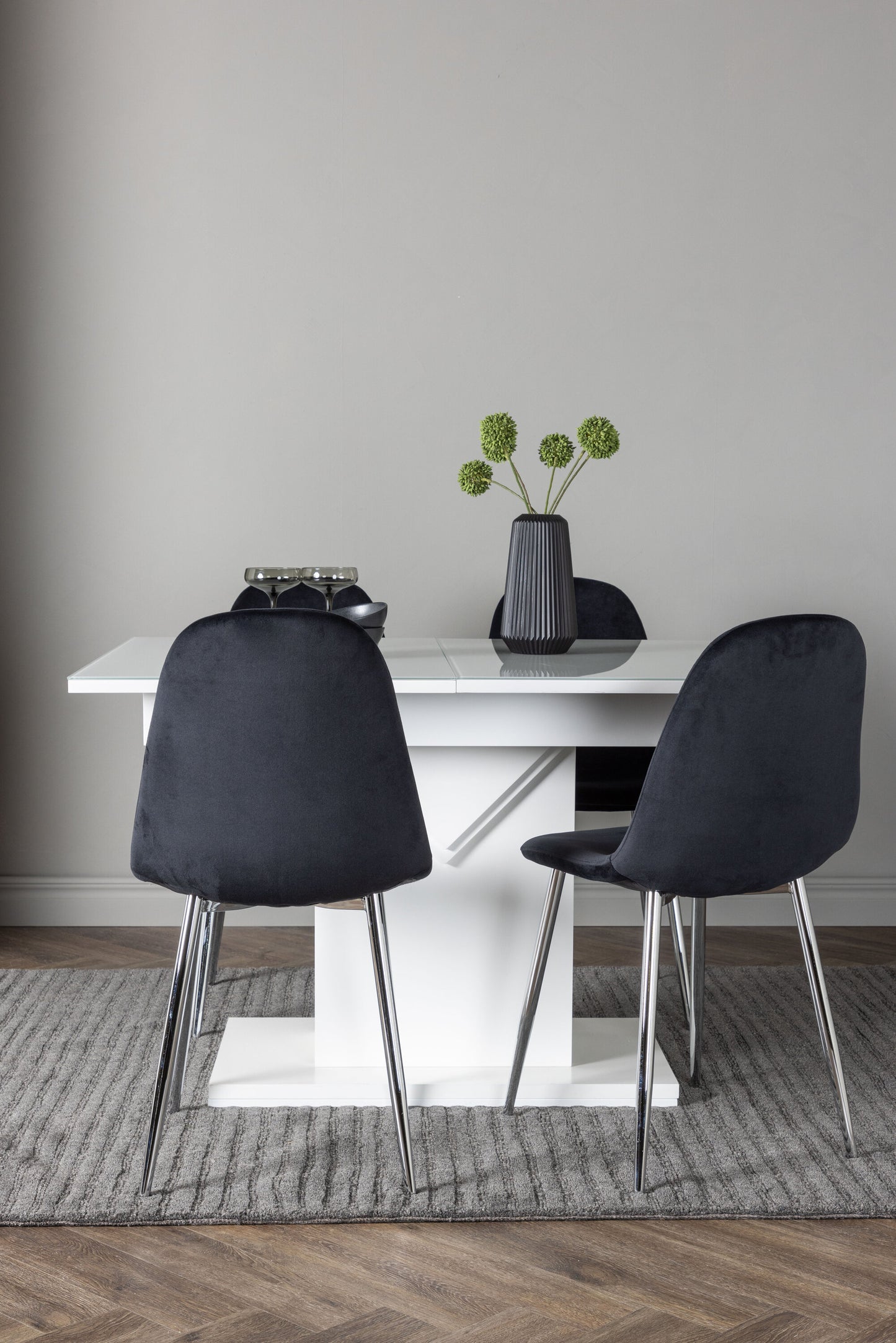Pluto Matbord med Polar Stolarna – Bord: 76x120x90 Stol: 52x90x45