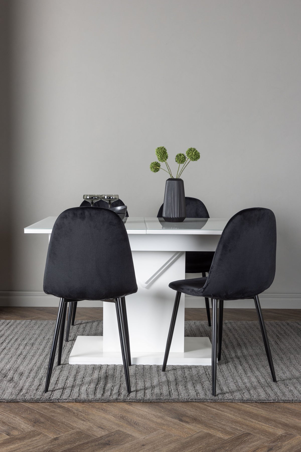 Pluto Matbord med Polar Stolarna – Bord: 76x120x90 Stol: 53,3x88x44