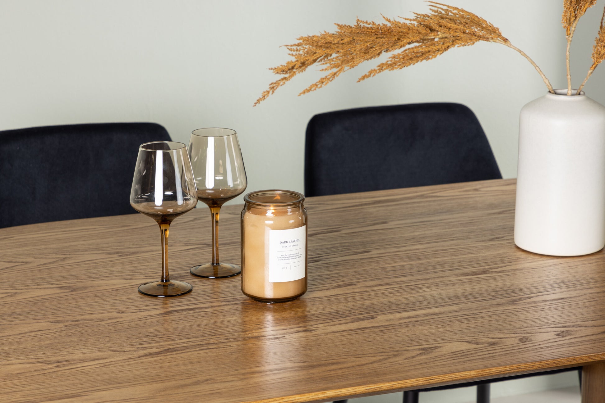 Isolde Matbord med Night Stolarna – Bord: 75x180x90 Stol: 56x87x49