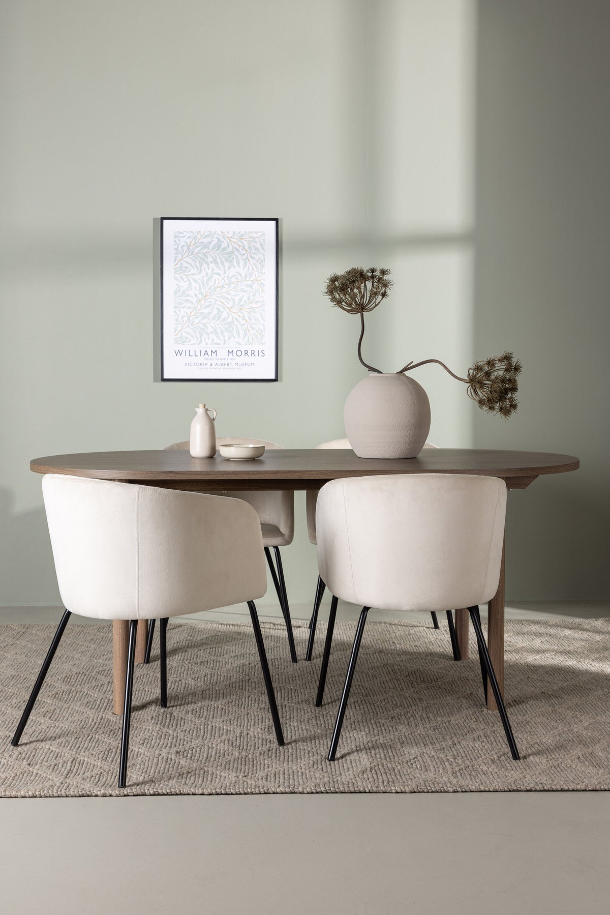 Andy Matbord med Berit Stolarna – Bord: 75x180x90 Stol: 55x78x55
