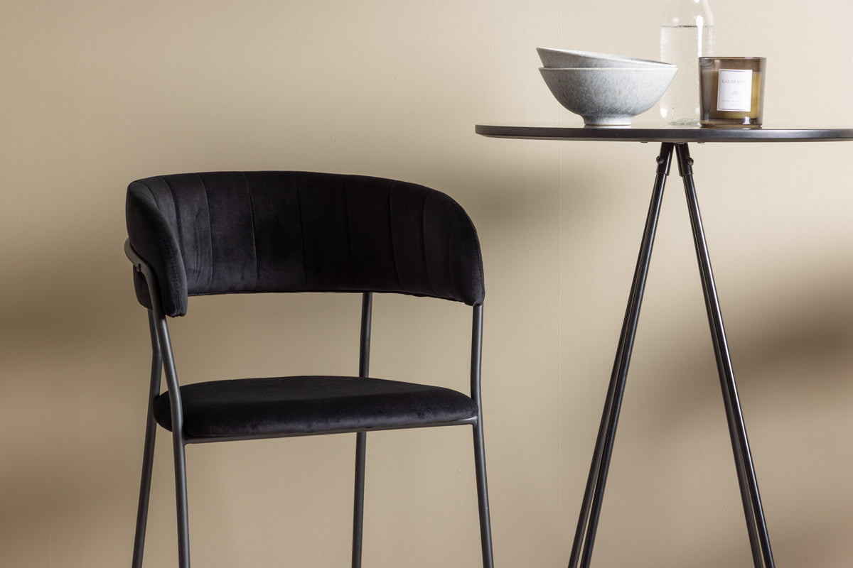 Bistro Matbord med Lui Stolarna