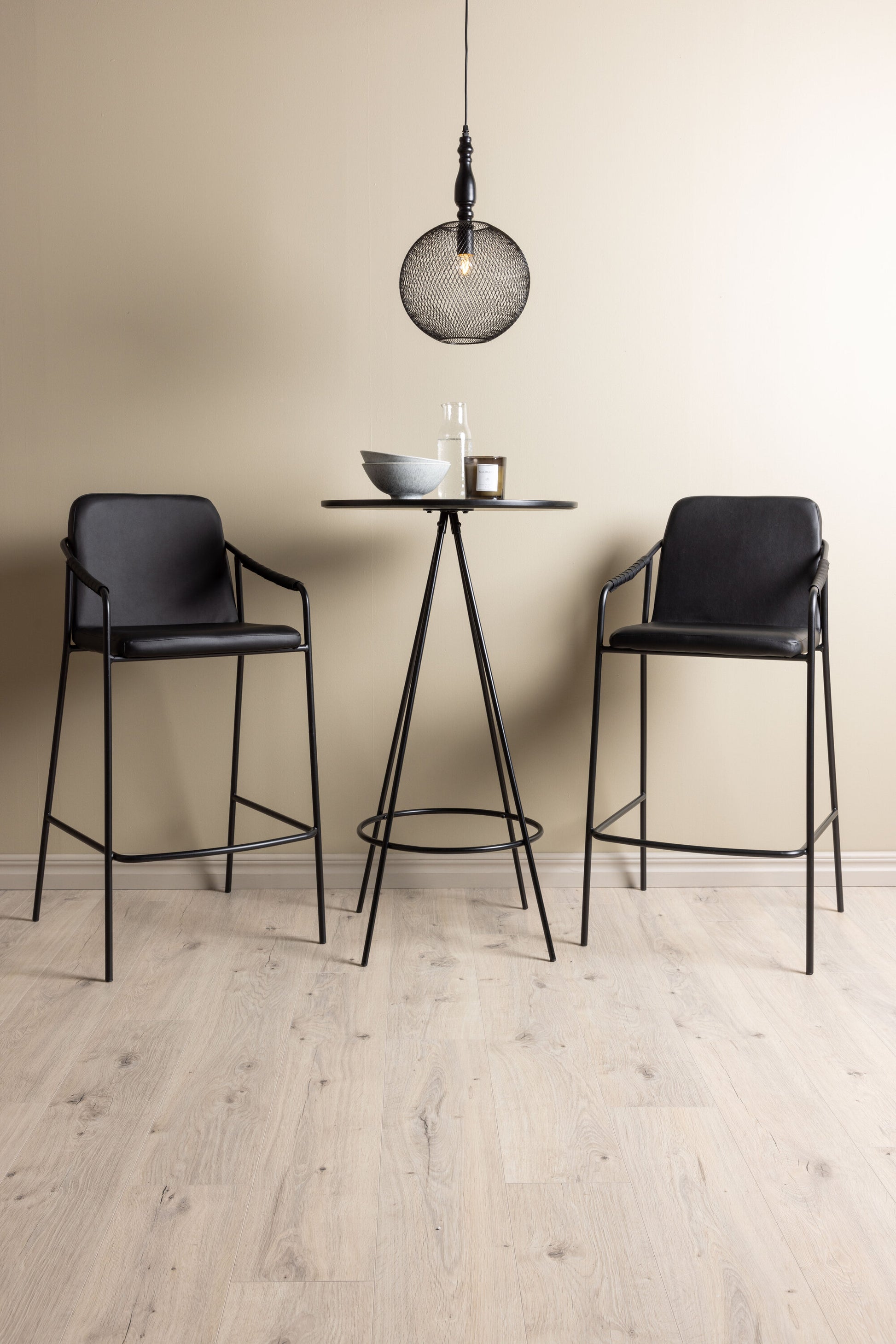 Bistro Matbord med Tvist Stolarna